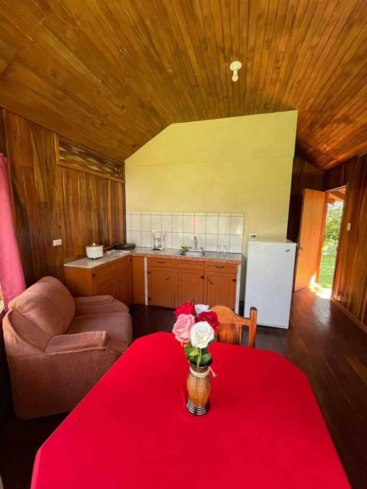 Living room in Cabinas La Catarata