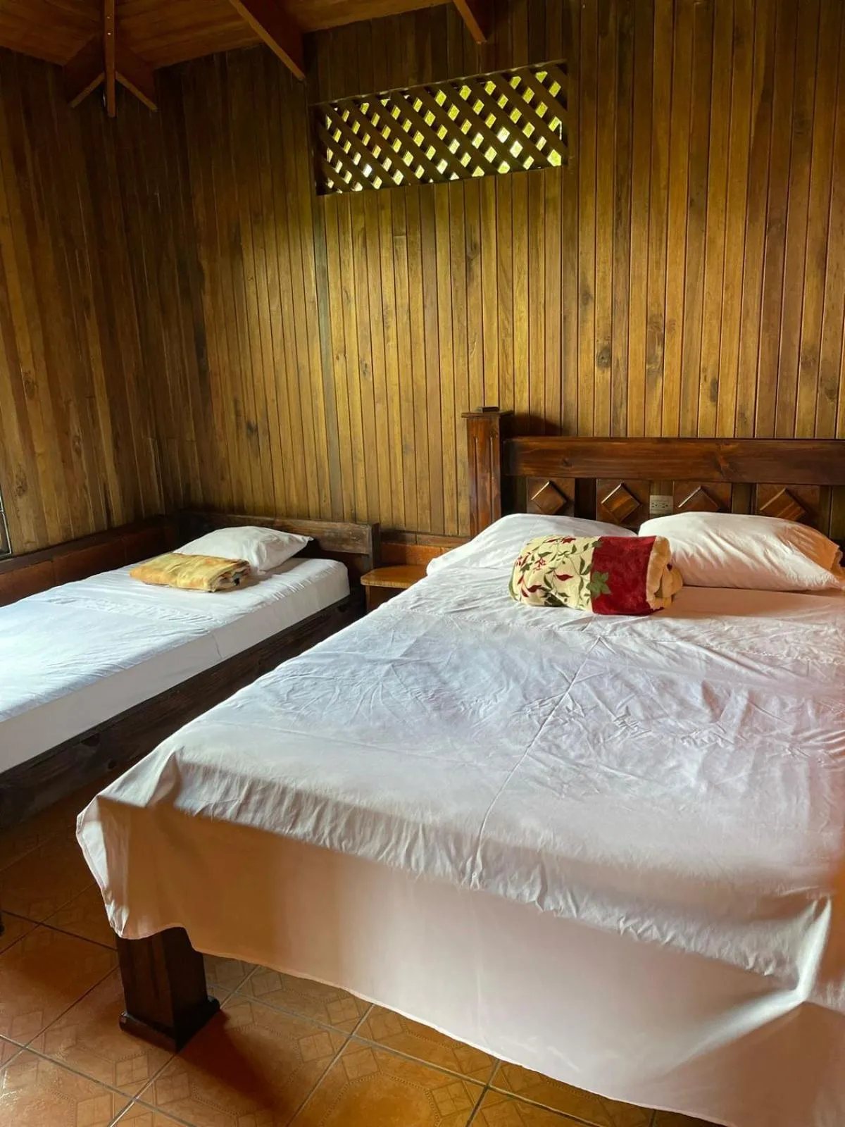 Bedroom, Bed in Cabinas La Catarata