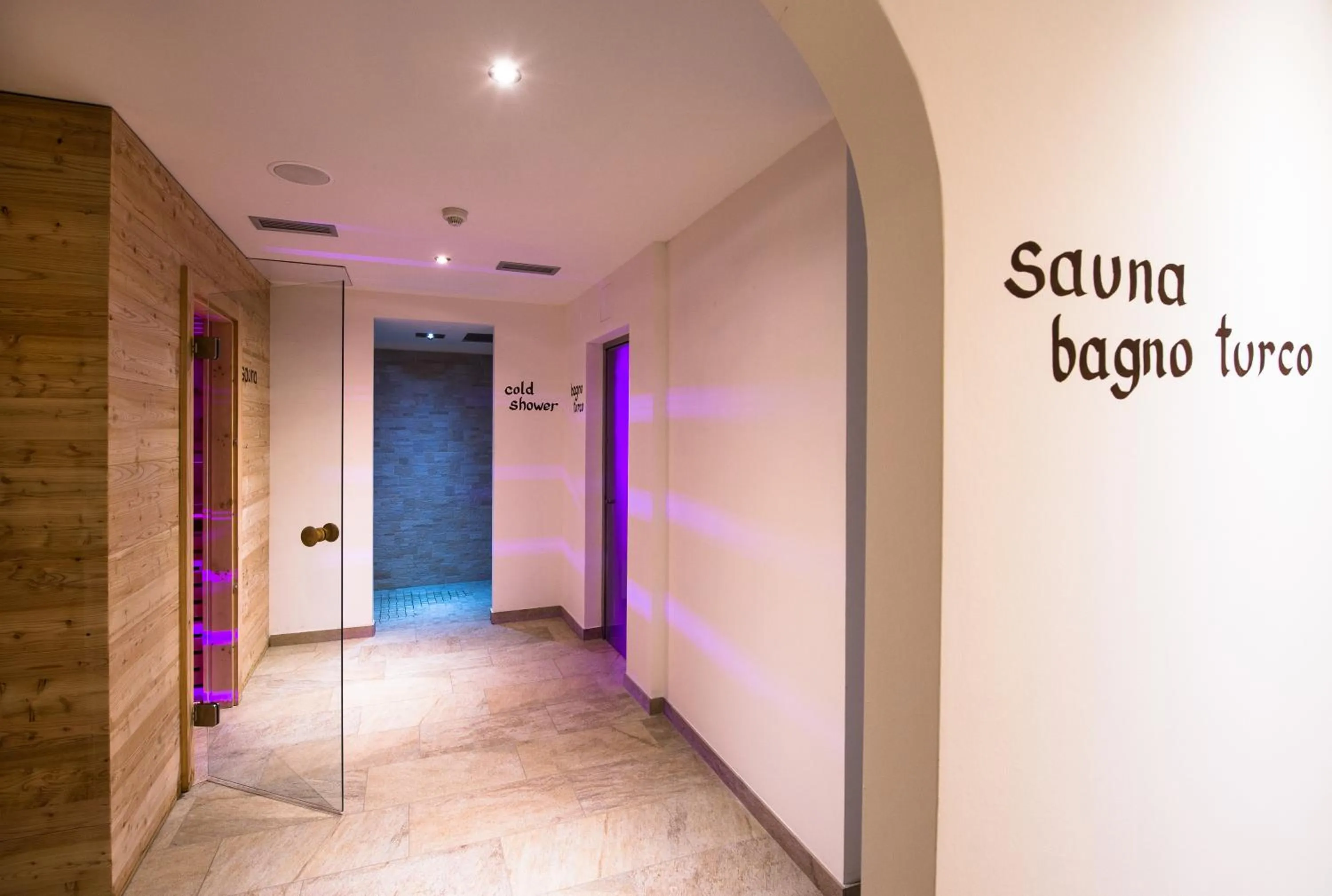 Spa and wellness centre/facilities in Golden Park Resort