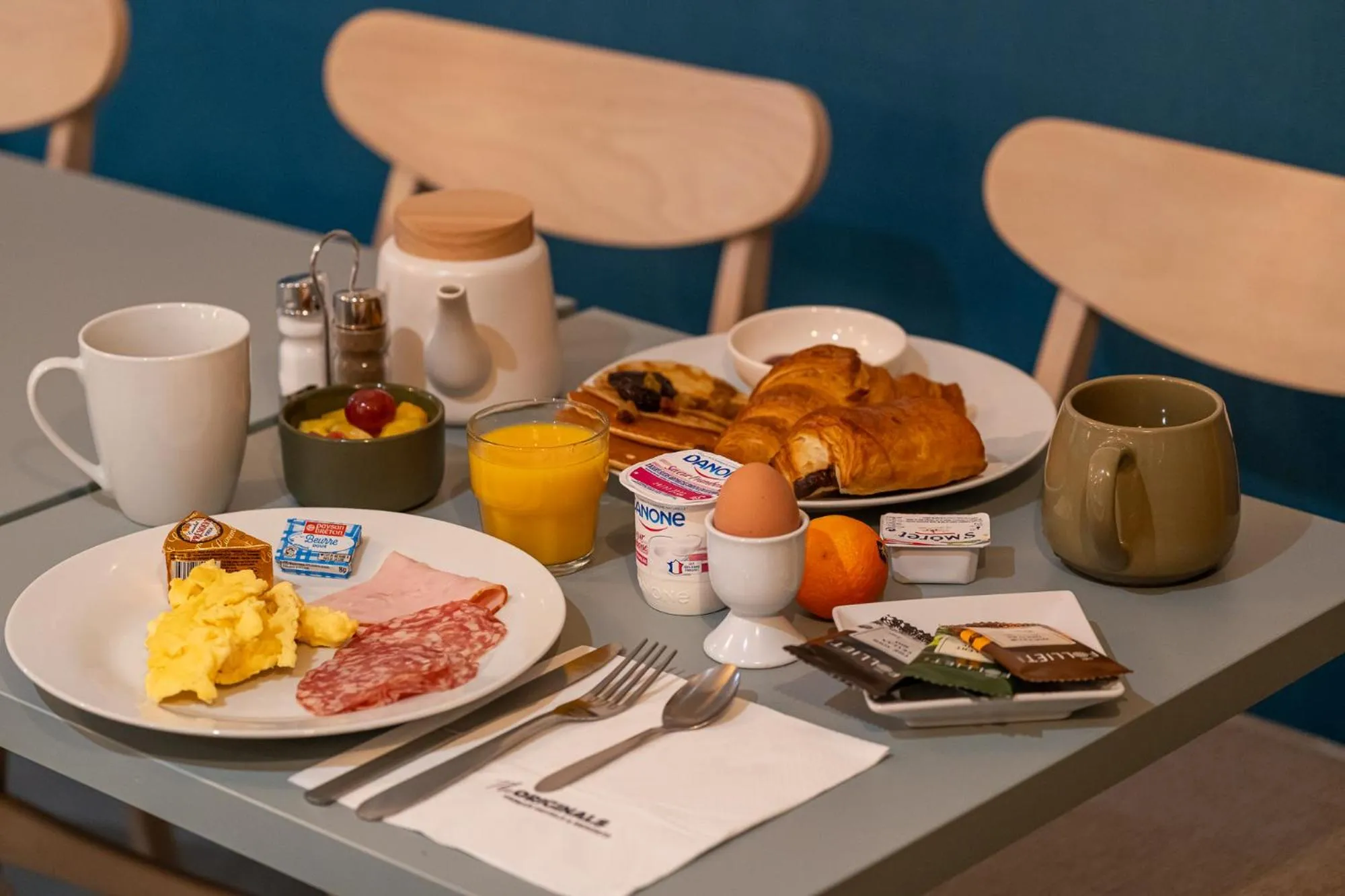 Breakfast in The Originals Résidence Paris Sud Villejuif