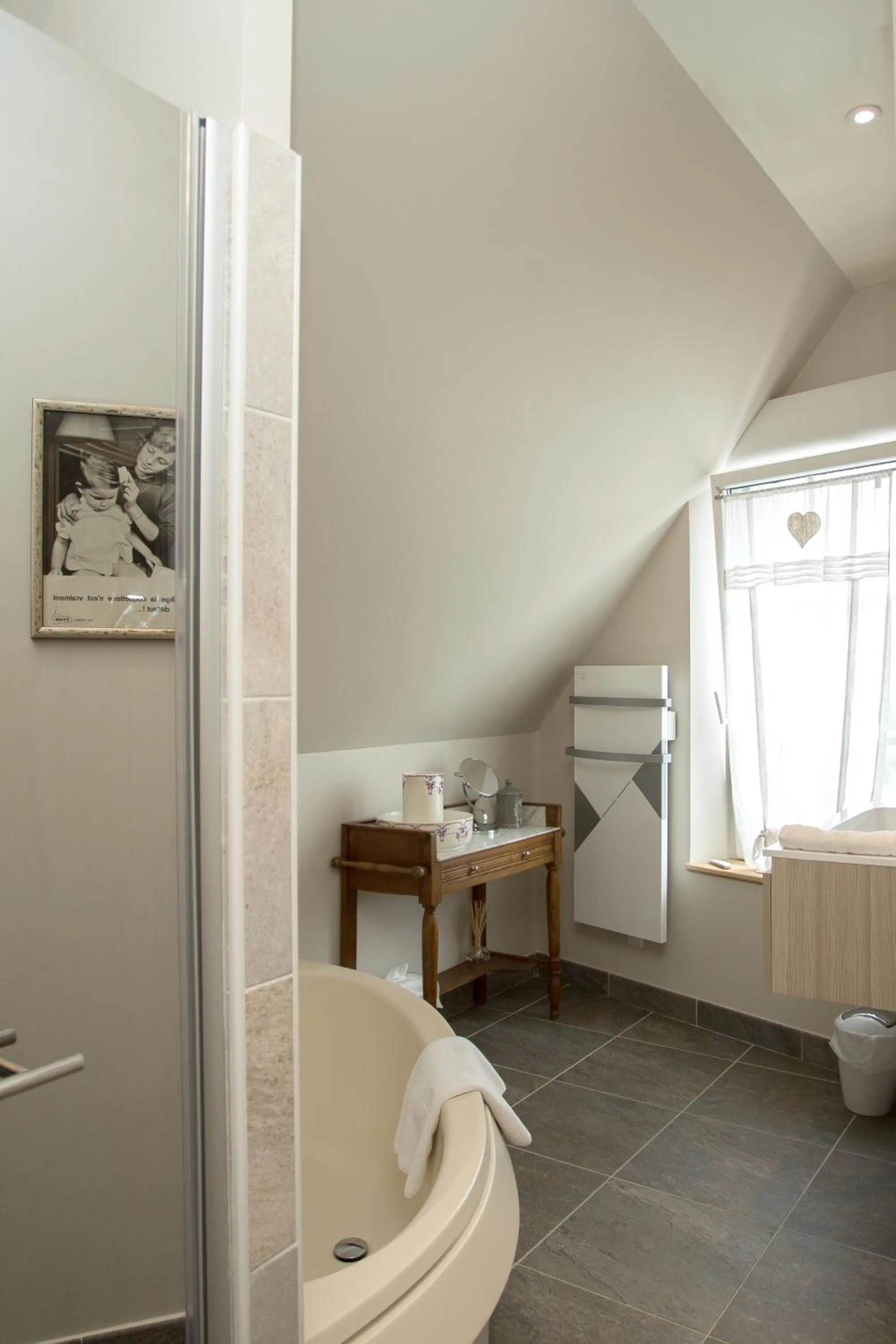 Bathroom in La Maison du Carroir