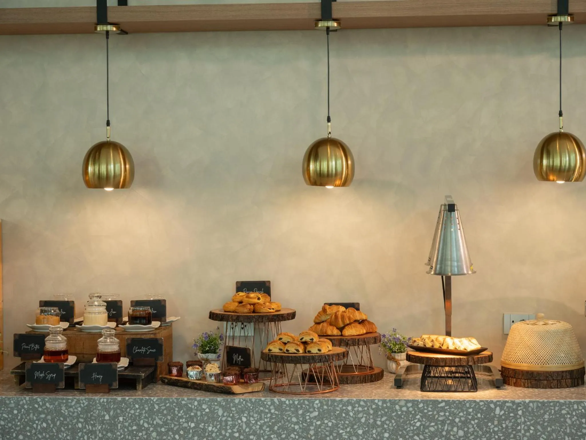 Restaurant/places to eat in Aviyana Hua Hin