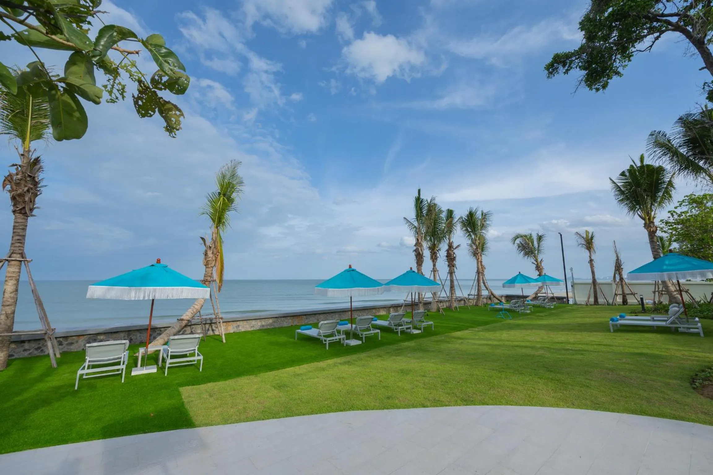 Beach in Aviyana Hua Hin