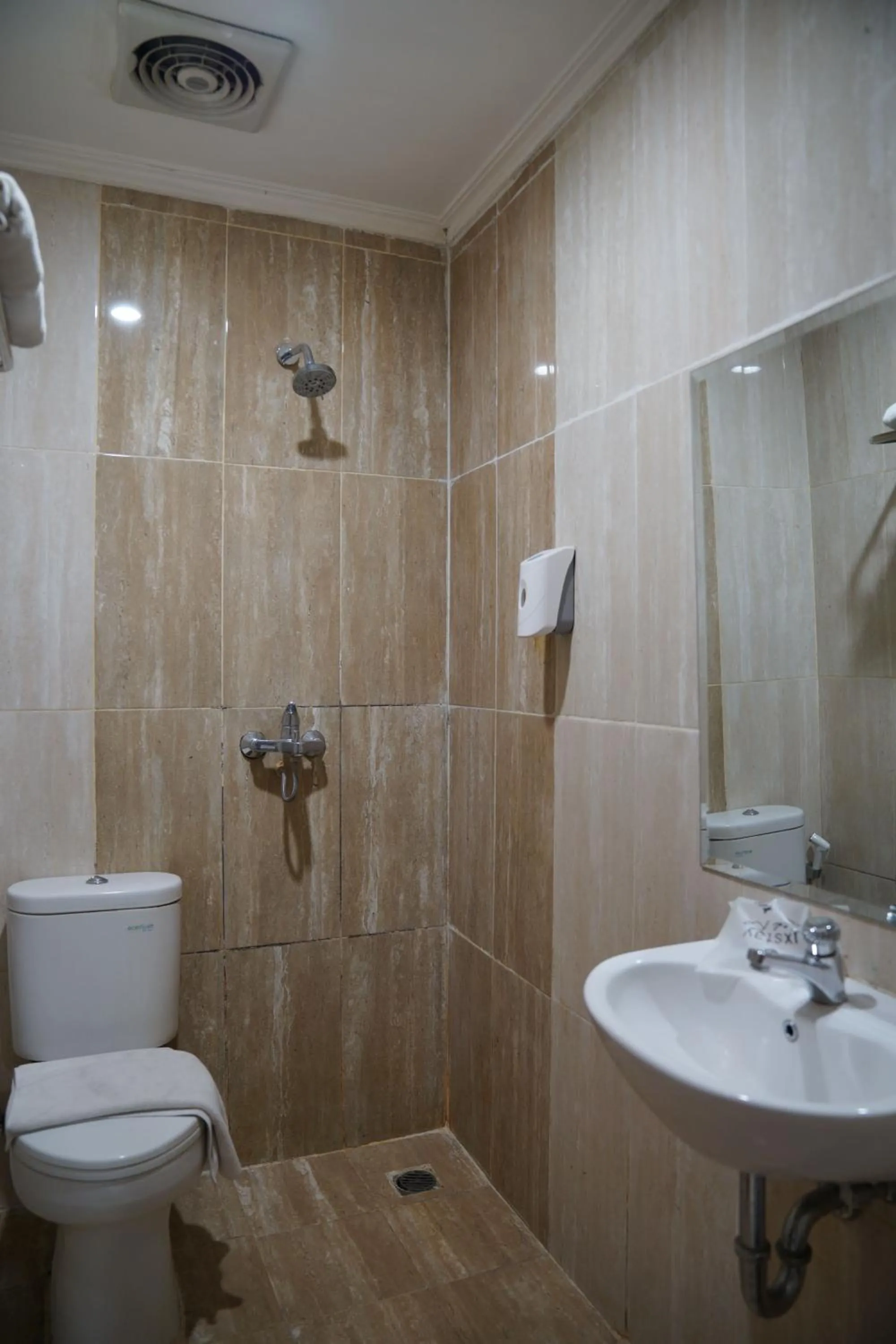 Bathroom in D'Arcici Hotel Sunter