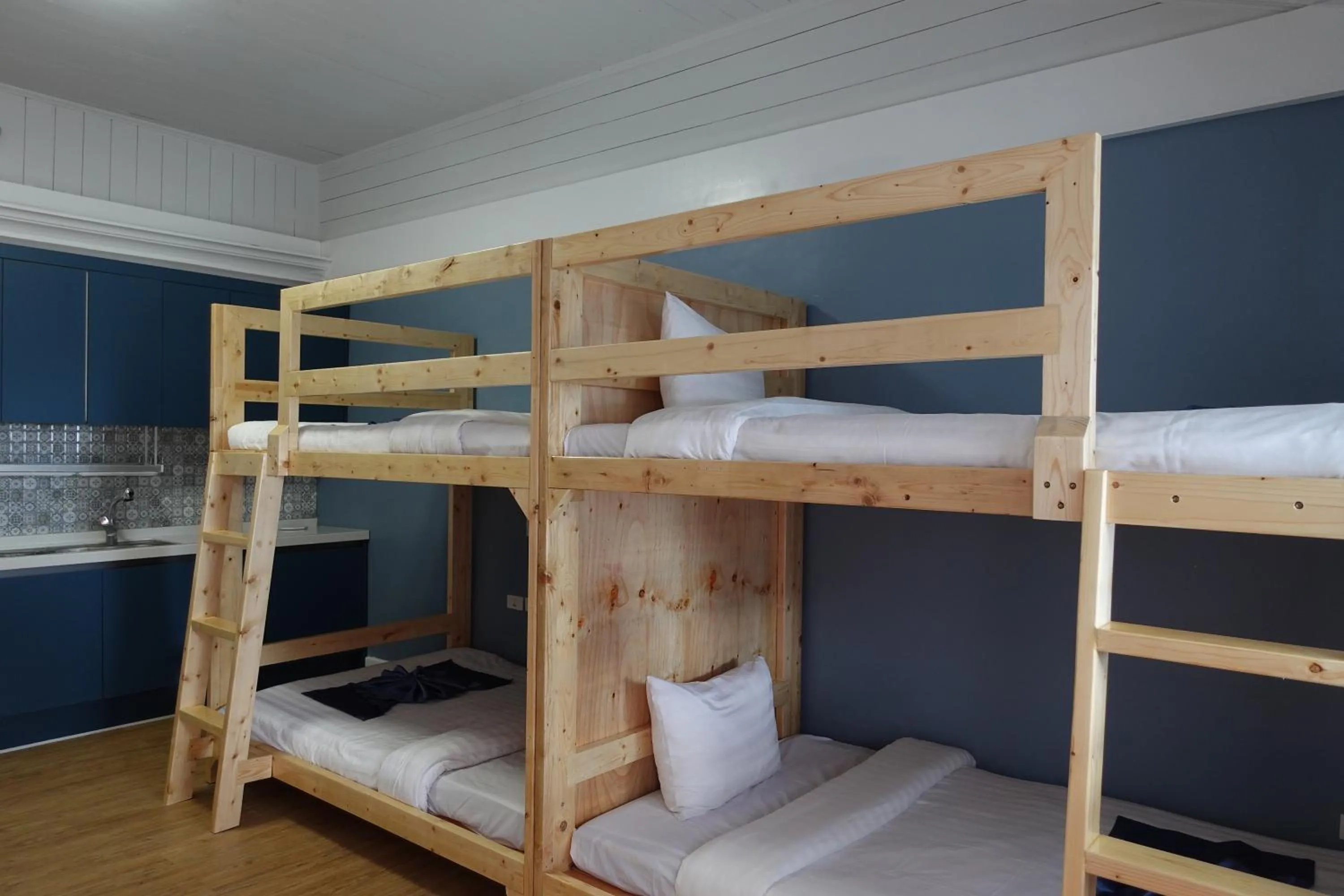 Bed in Bolabog Beach Resort