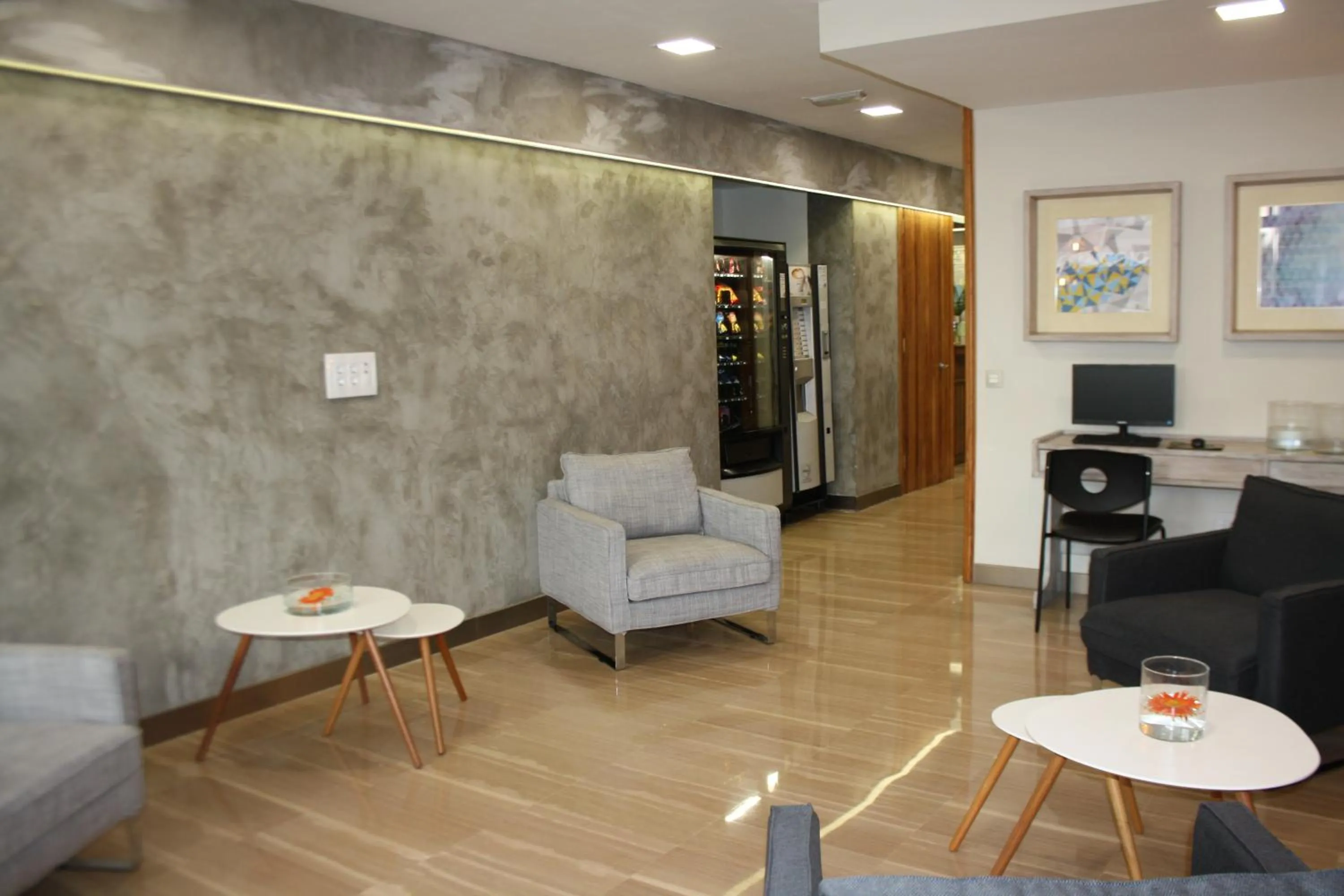 Communal lounge/ TV room in ApartHotel Idafe