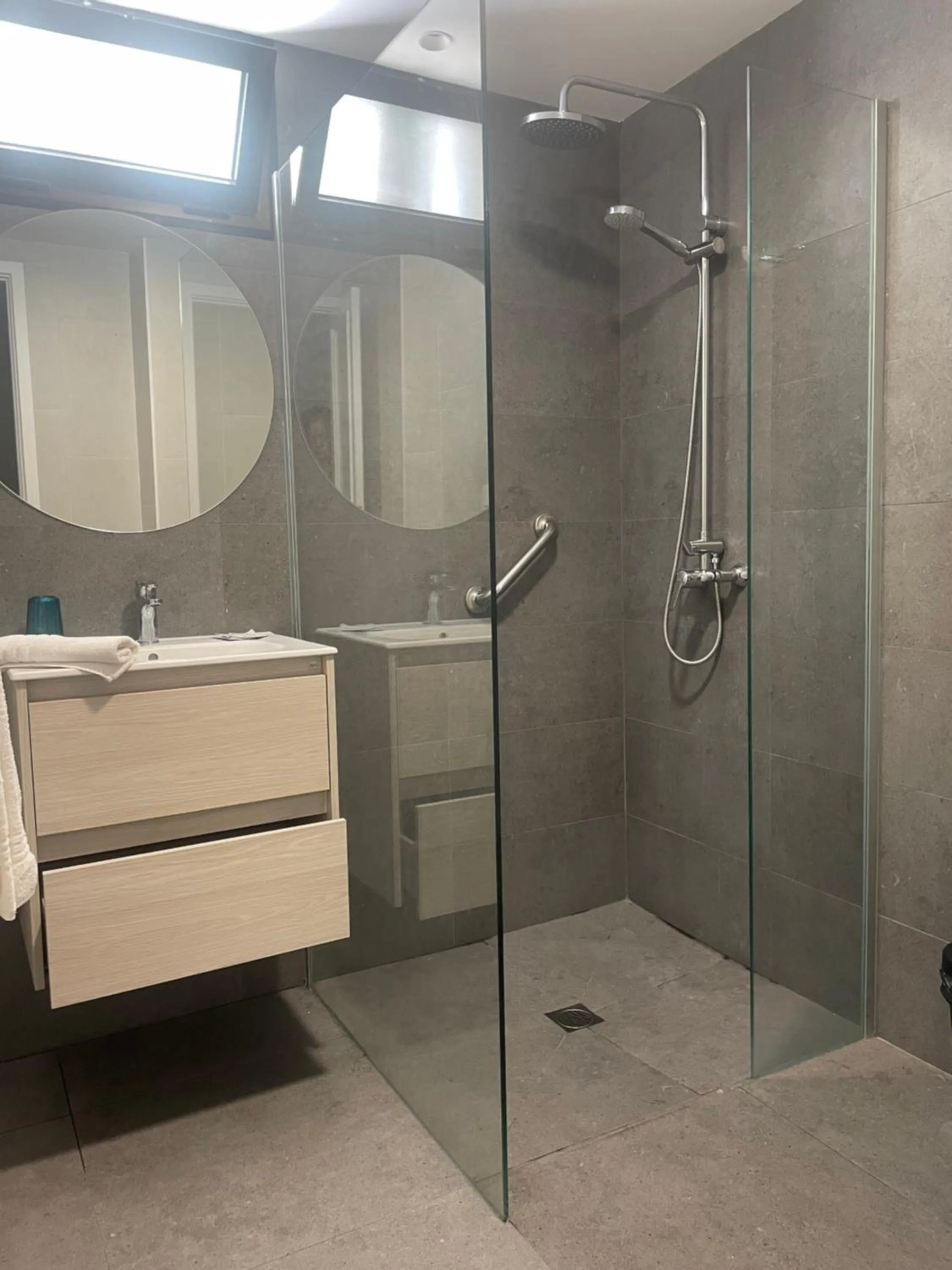 Shower in ApartHotel Idafe