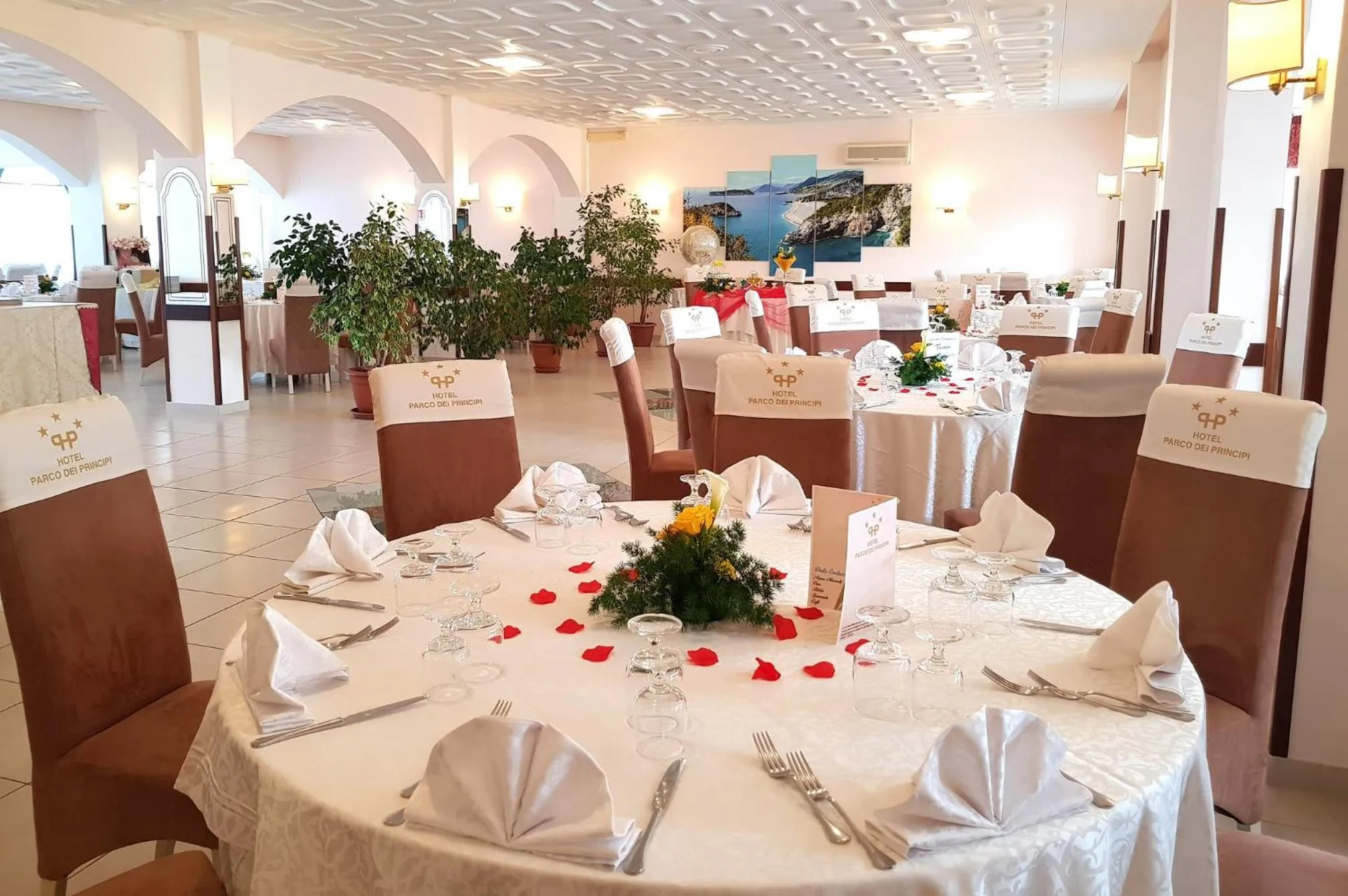 Restaurant/places to eat in Hotel Parco Dei Principi