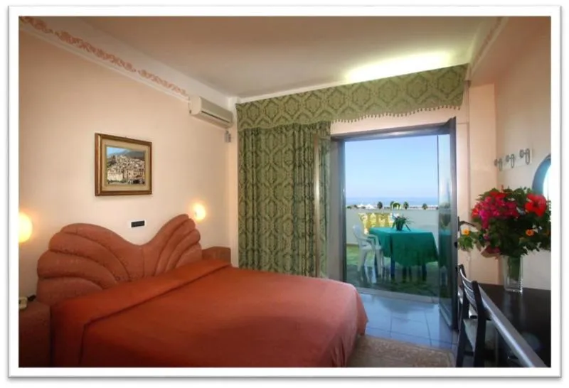 Photo of the whole room in Hotel Parco Dei Principi