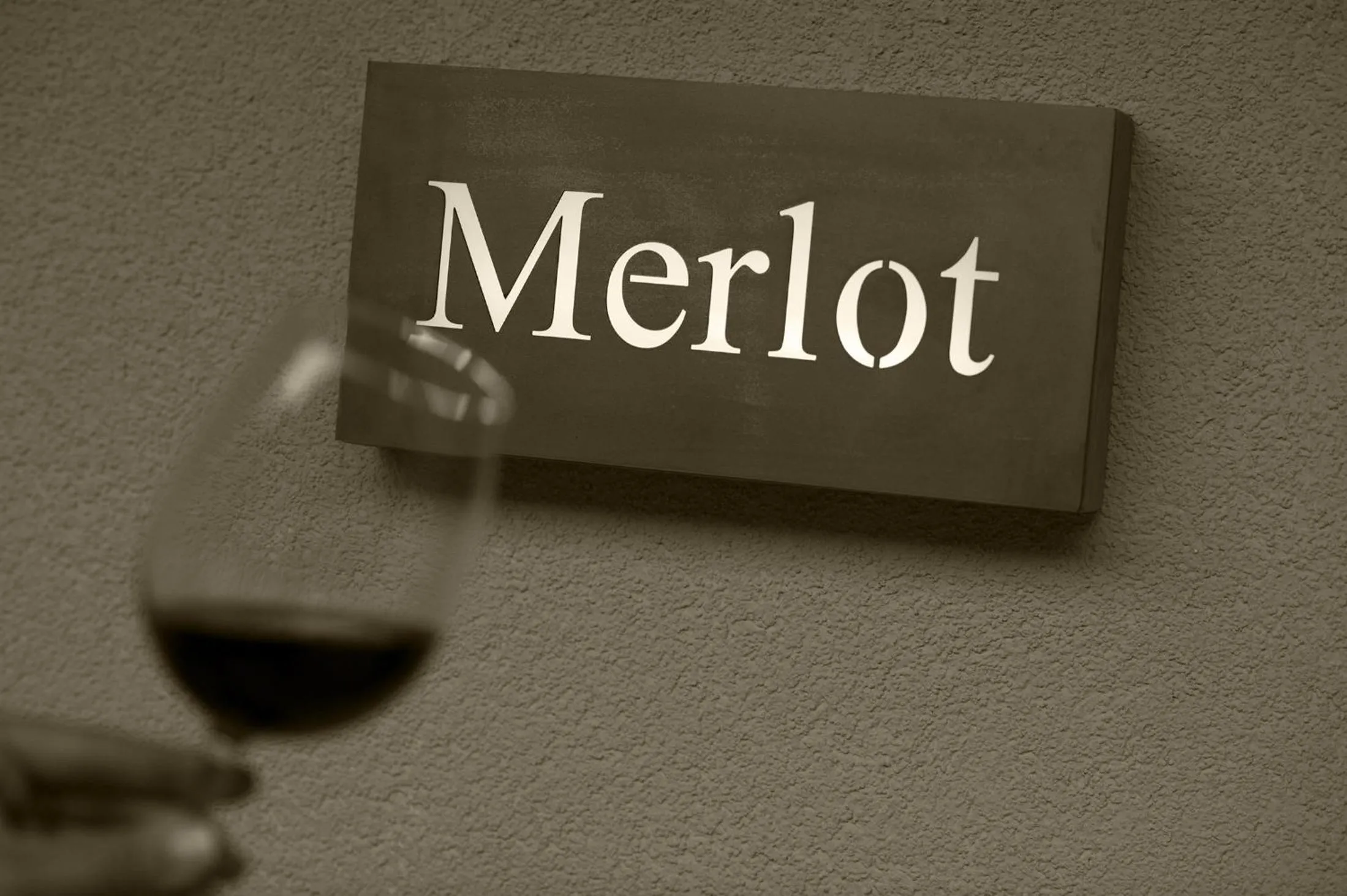 Haus Gregori Modern & Central Stay in Vineyard with Rooftop & Served Breakfast