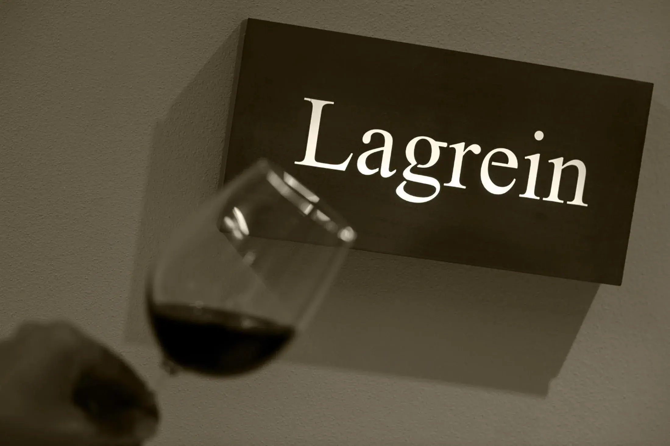 Apartment with Balcony in Haus Gregori Modern & Central Stay in Vineyard with Rooftop & Served Breakfast Apartment with Balcony in Haus Gregori Modern & Central Stay in Vineyard with Rooftop & Served Breakfast