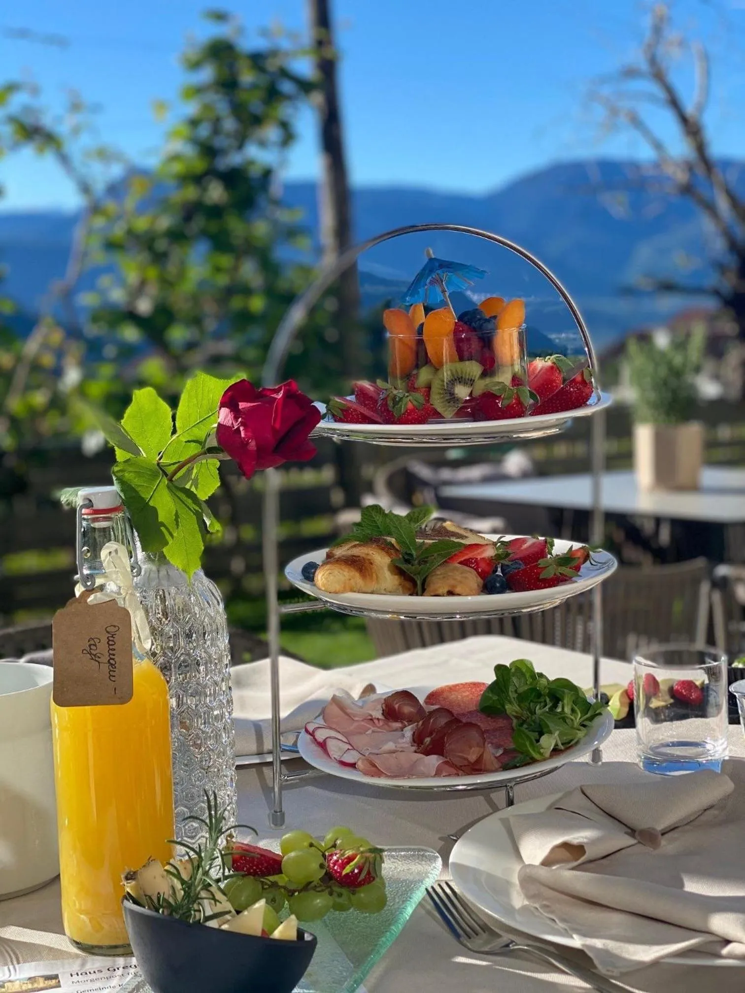 Breakfast in Haus Gregori Modern & Central Stay in Vineyard with Rooftop & Served Breakfast