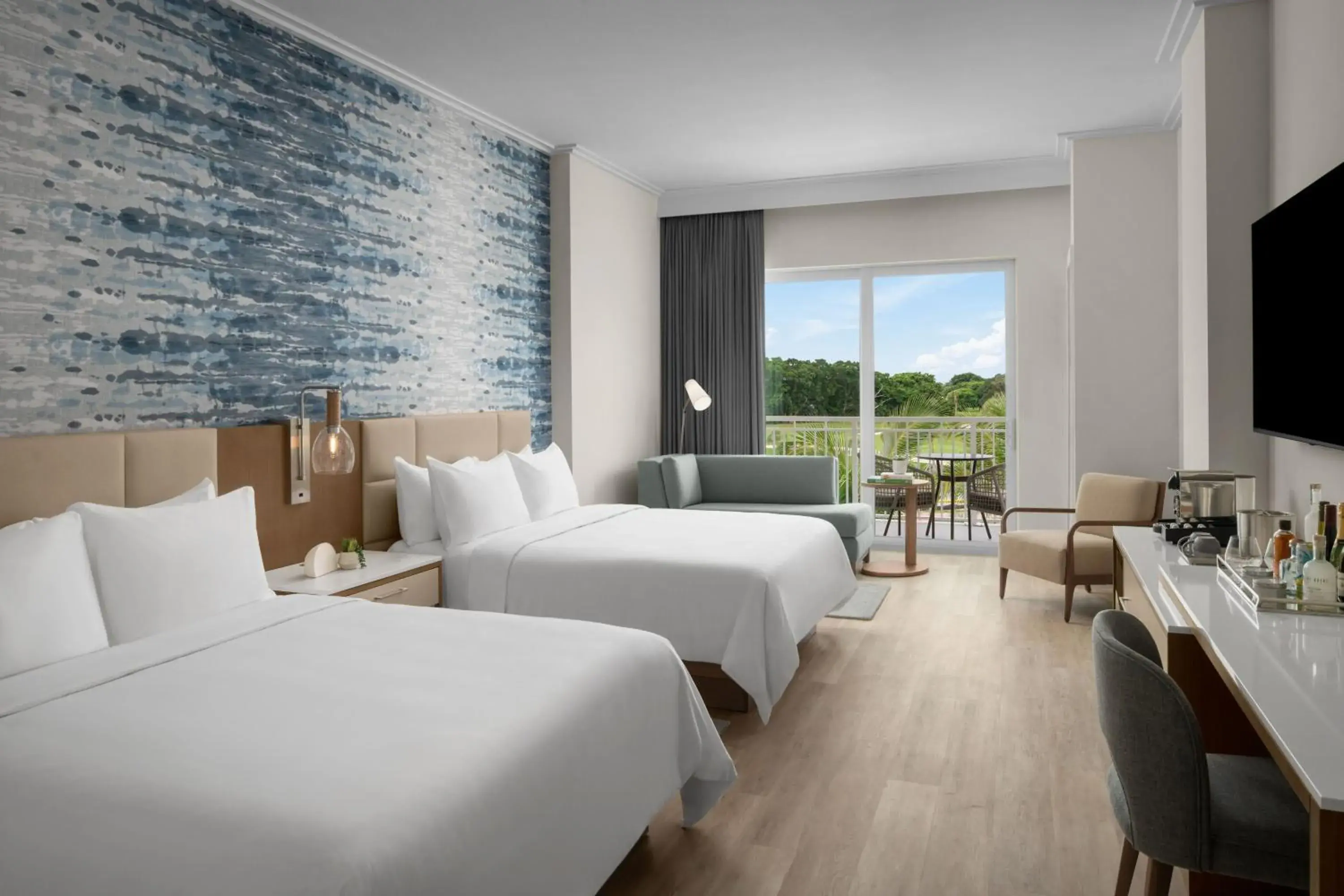 Queen Room with Pool View - Mobility Accessible with Tub in The Belgrove Resort & Spa, West Palm Beach, Autograph Collection Queen Room with Pool View - Mobility Accessible with Tub in The Belgrove Resort & Spa, West Palm Beach, Autograph Collection