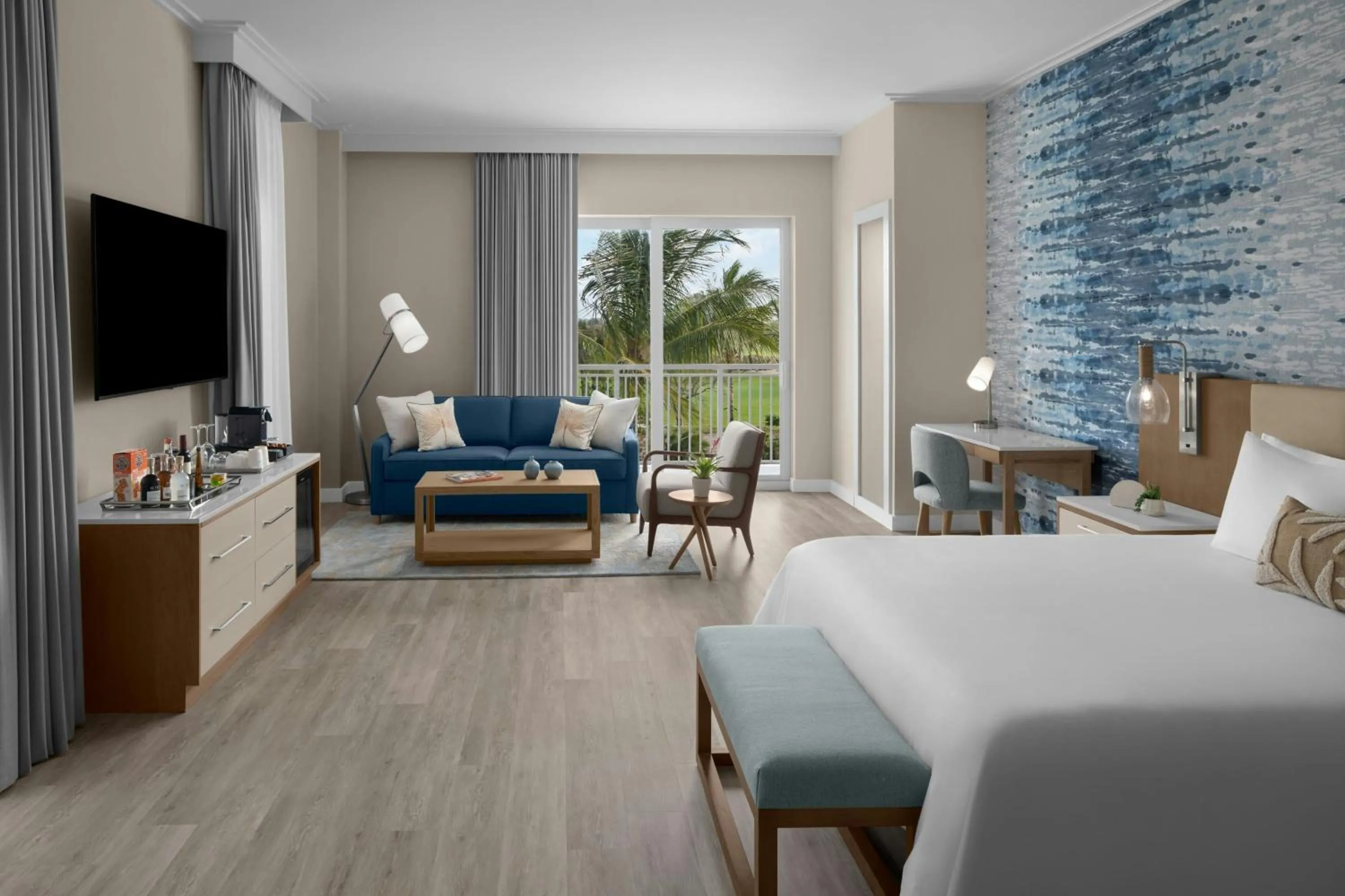 Photo of the whole room, Bed in The Belgrove Resort & Spa, West Palm Beach, Autograph Collection