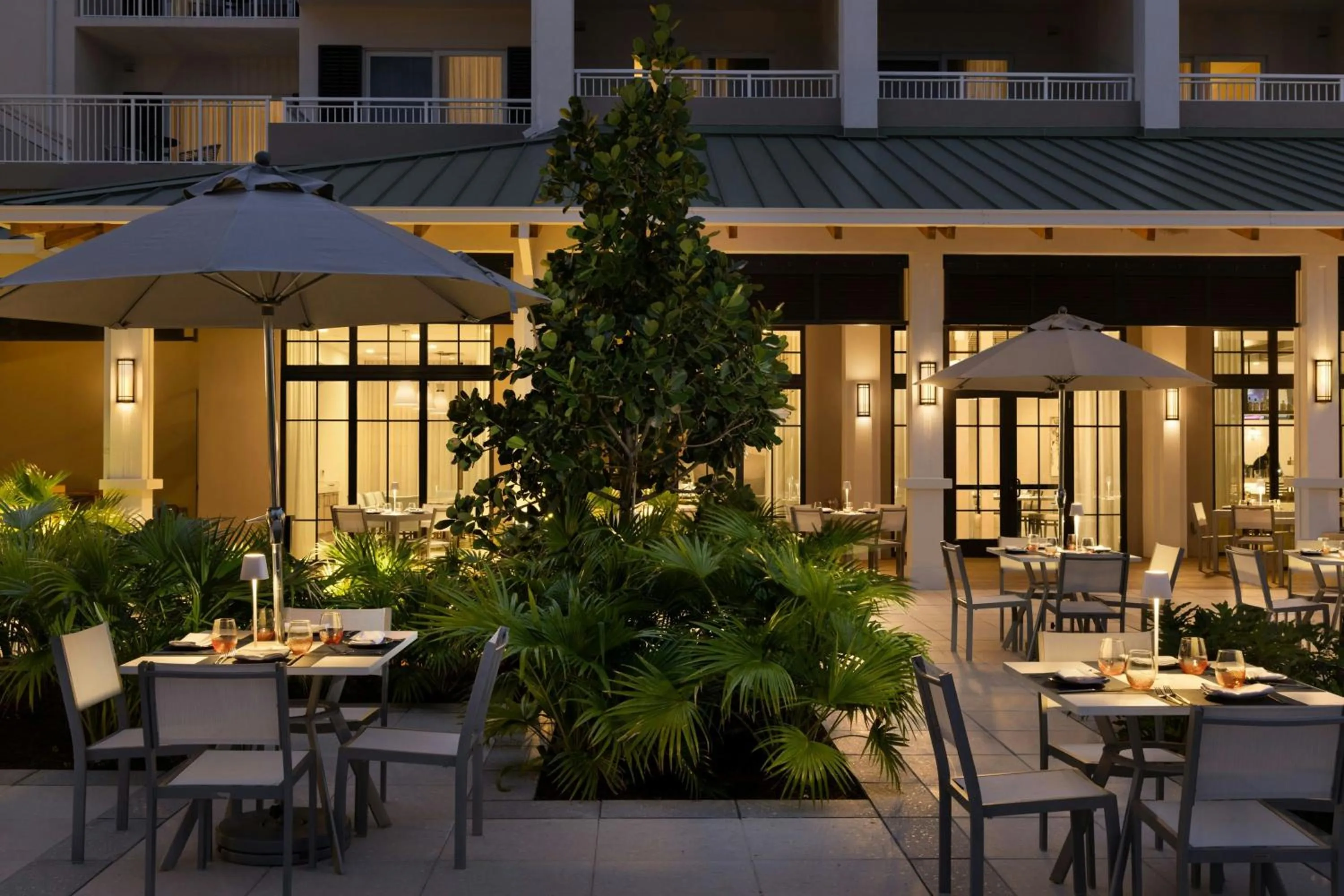 Restaurant/places to eat in The Belgrove Resort & Spa, West Palm Beach, Autograph Collection