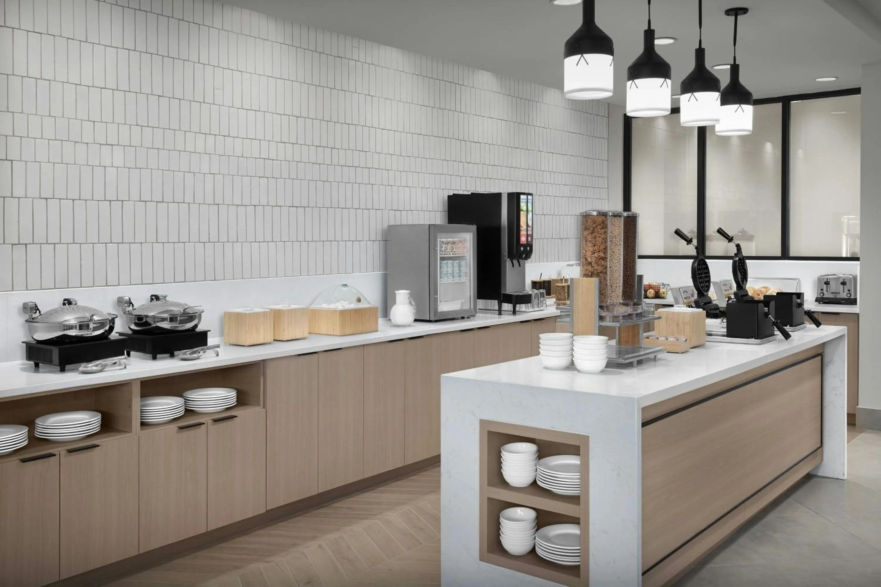 Breakfast in Fairfield by Marriott Inn & Suites Paris