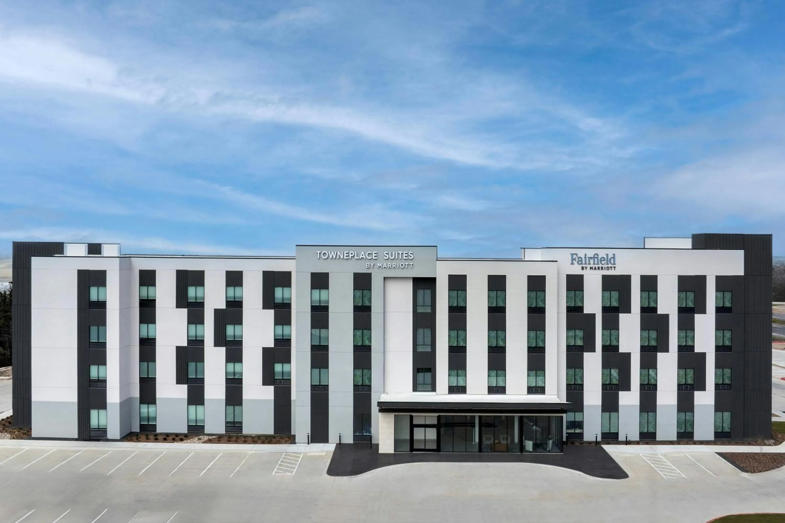 Property building in TownePlace Suites by Marriott Paris