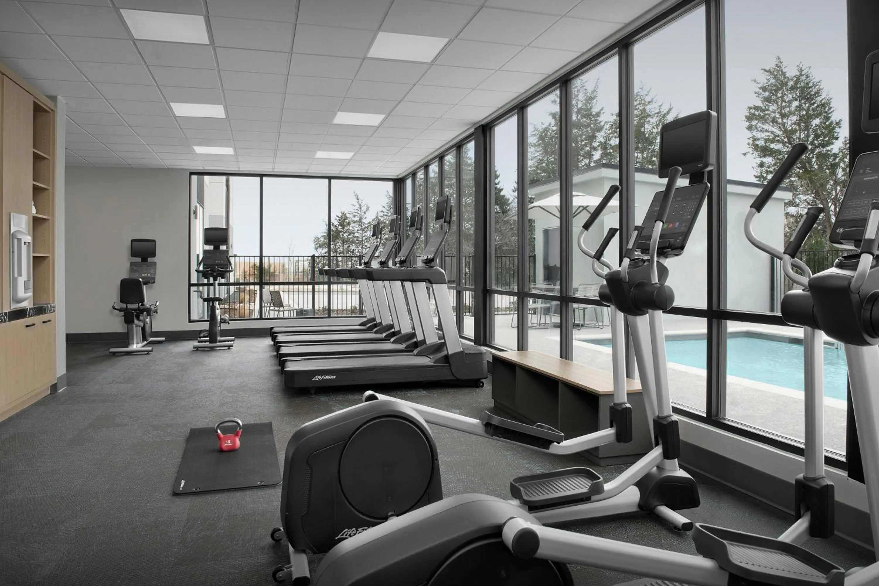 Fitness centre/facilities in TownePlace Suites by Marriott Paris