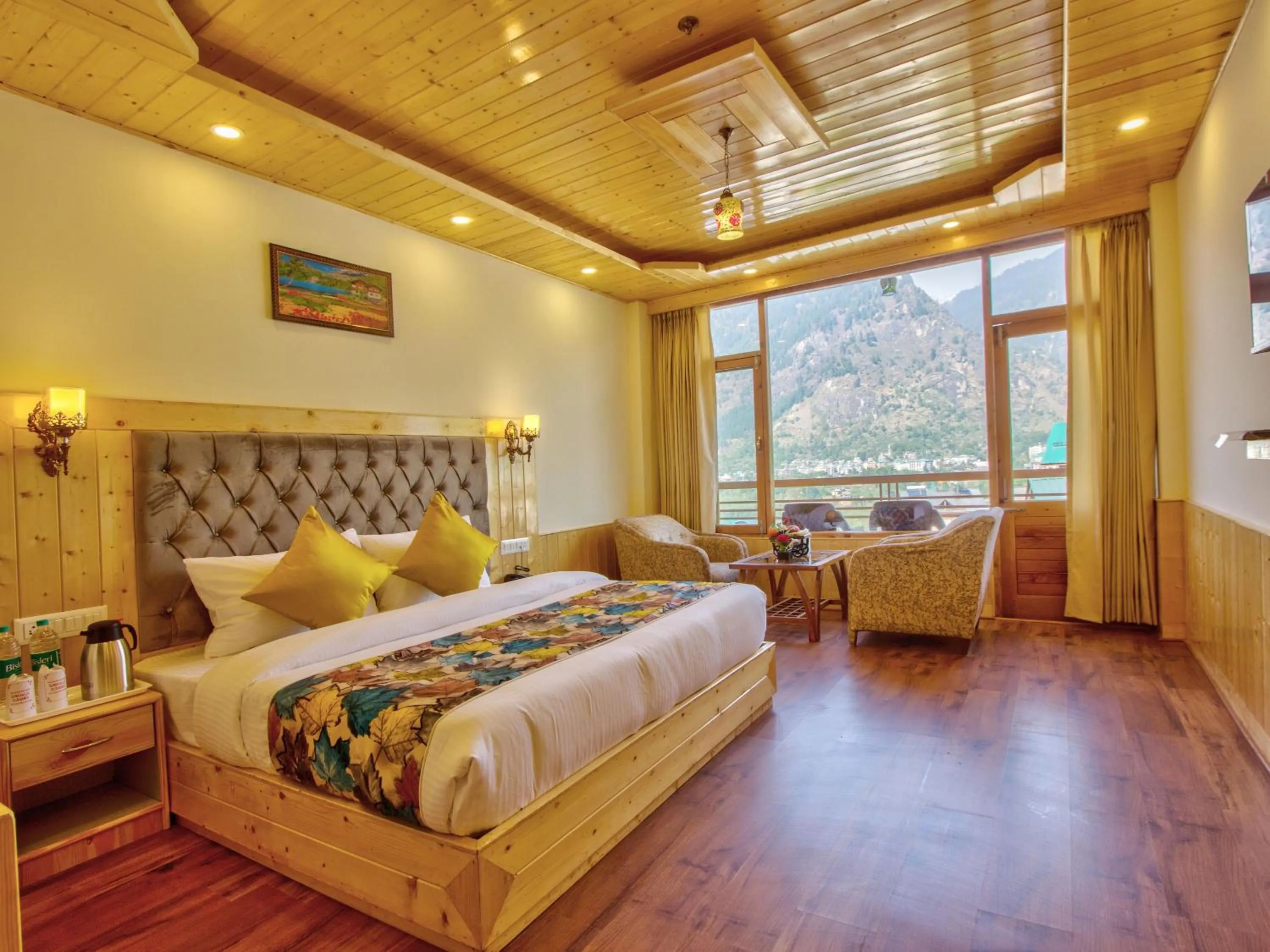 Photo of the whole room, Bed in Swastik Grand Manali