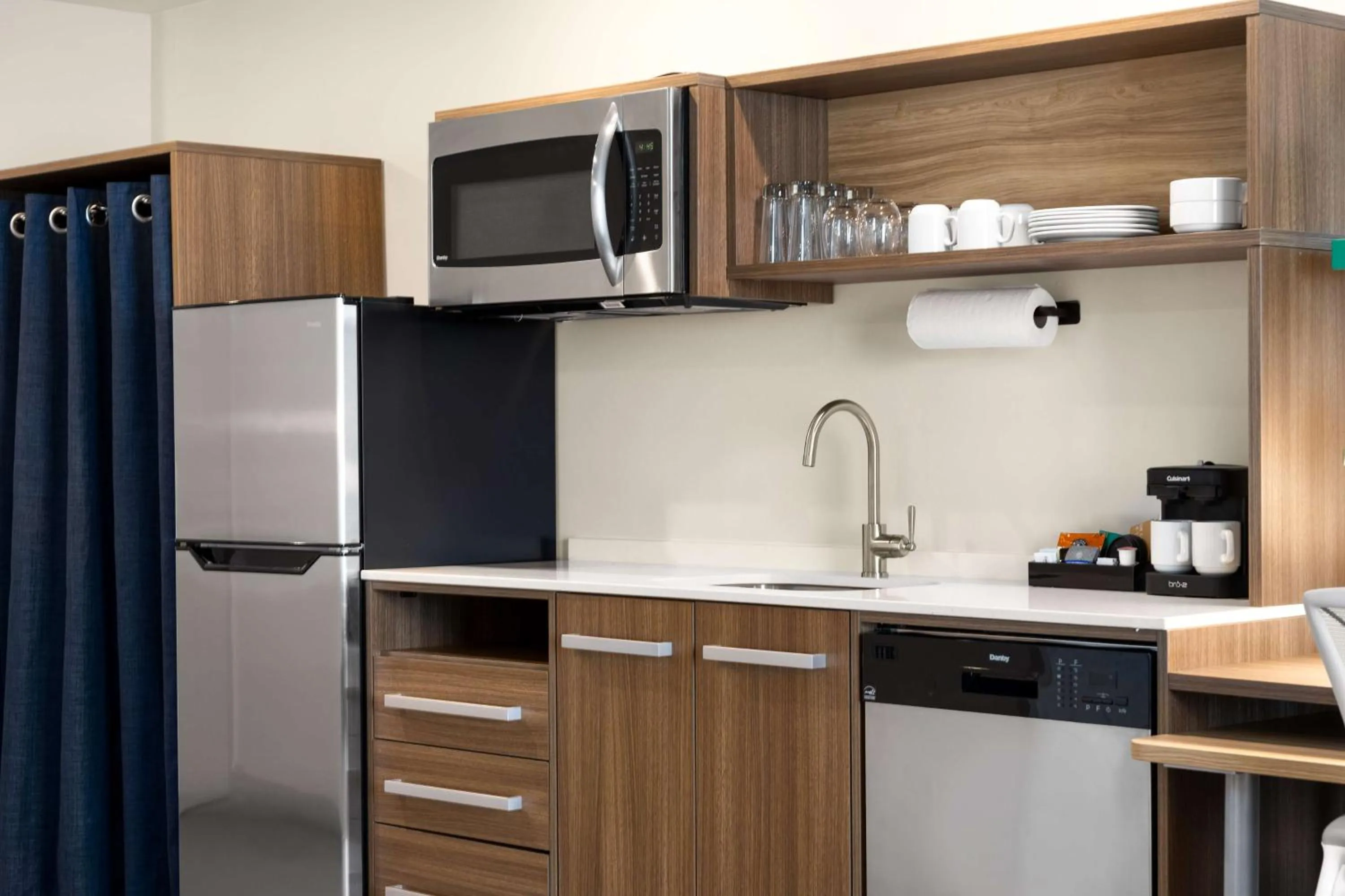 Kitchen or kitchenette in Home2 Suites By Hilton Conyers Atlanta
