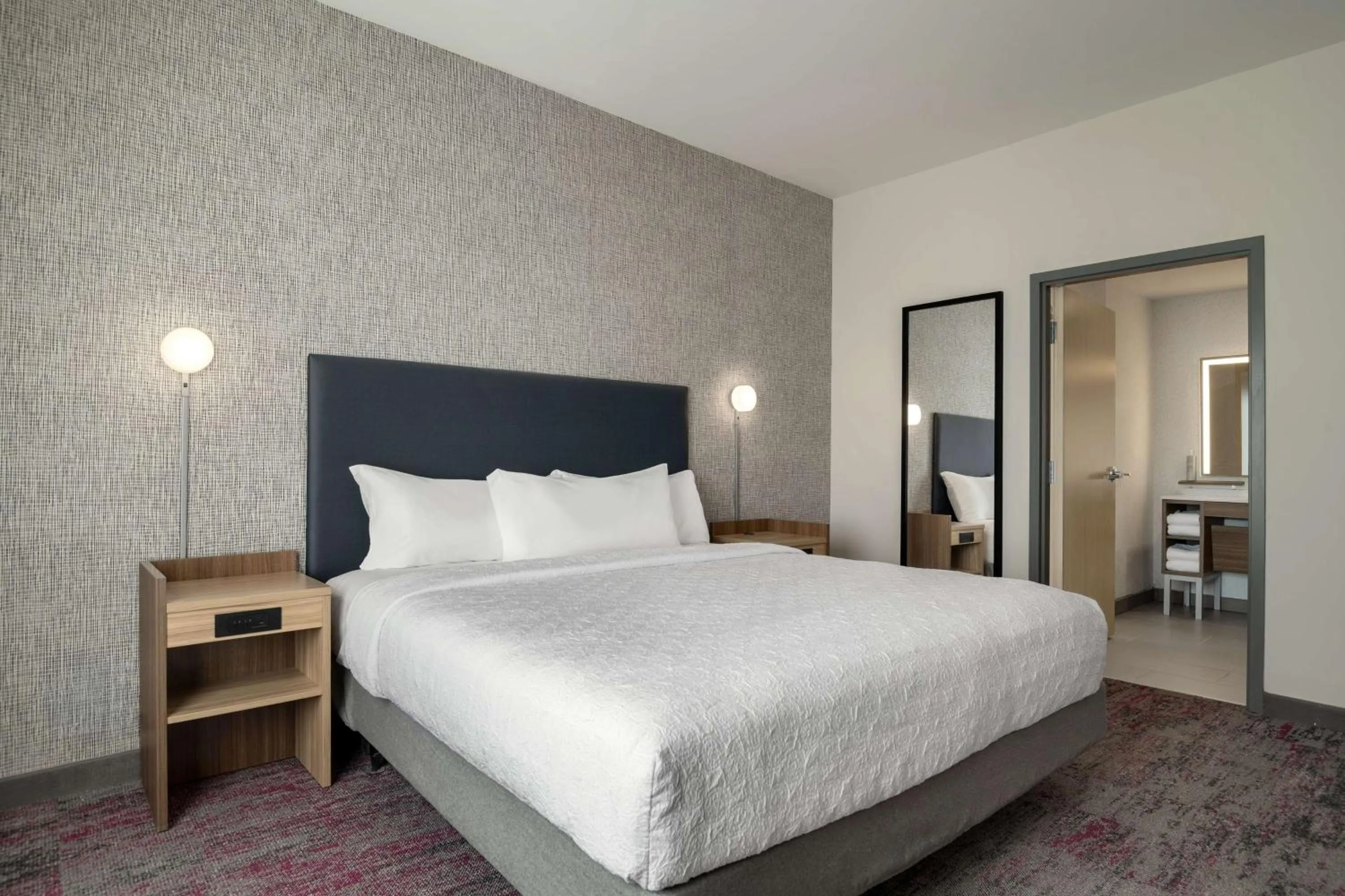 Bed in Home2 Suites By Hilton Conyers Atlanta