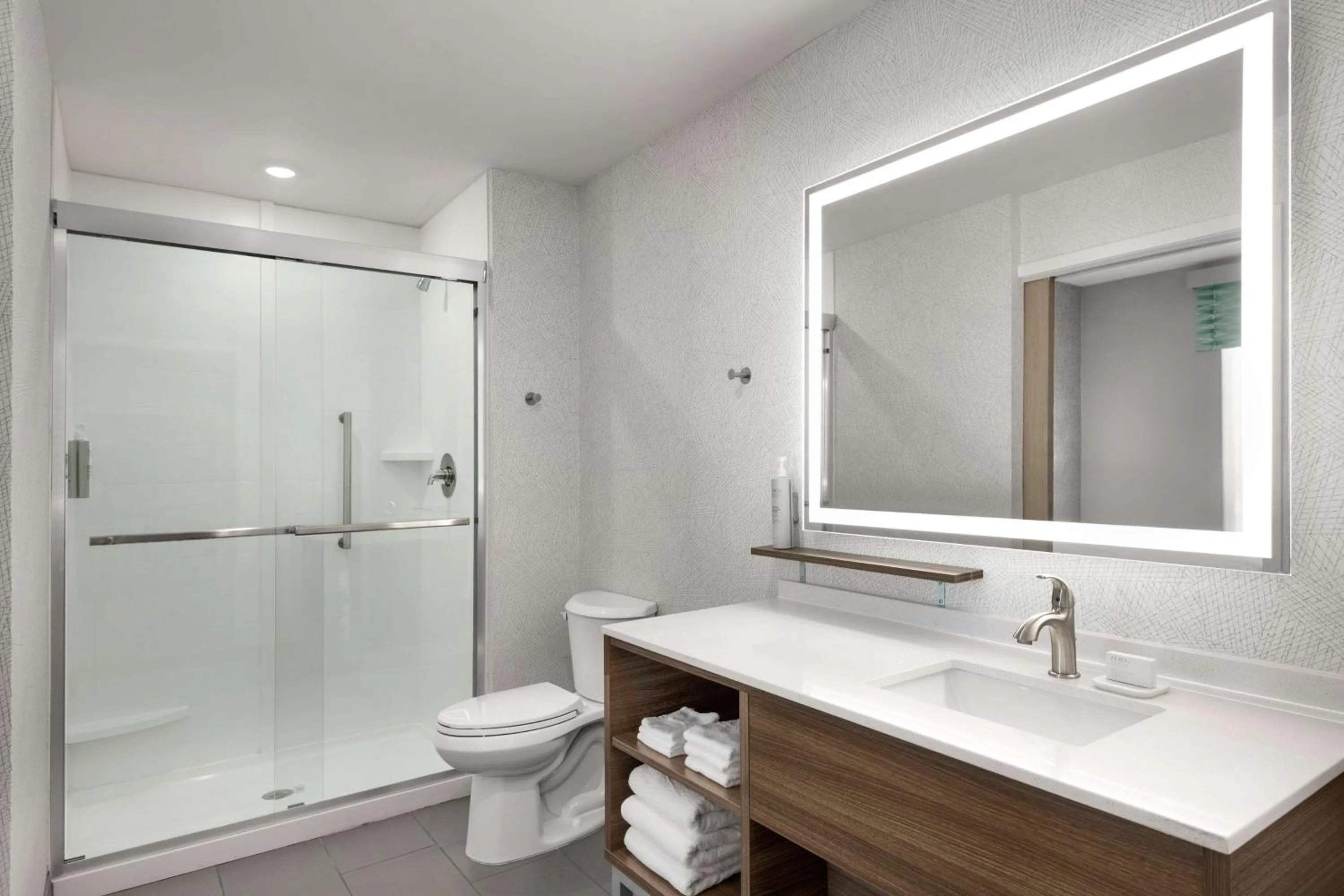 Bathroom in Home2 Suites By Hilton Conyers Atlanta