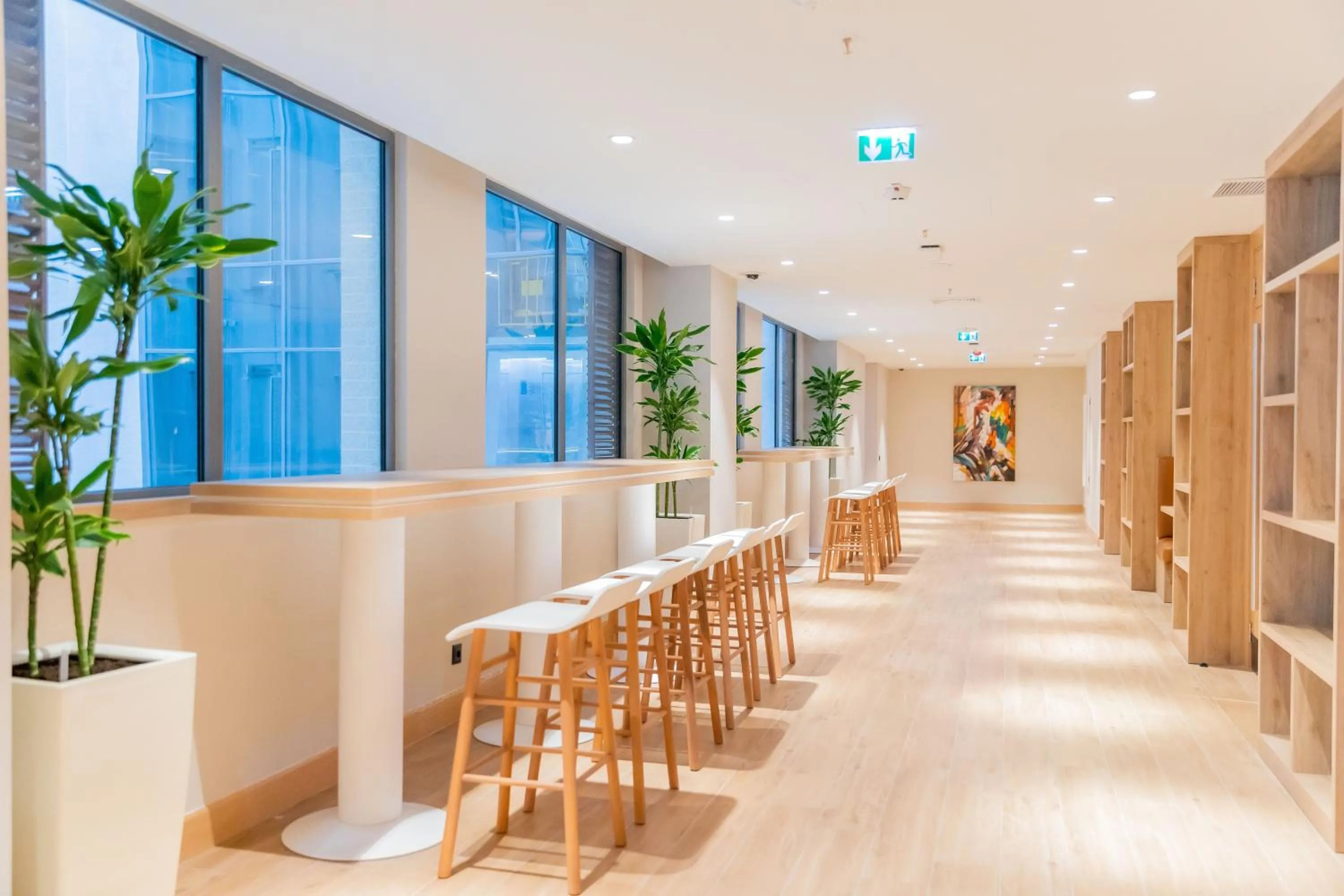 Restaurant/places to eat in Hilton Garden Inn Baku