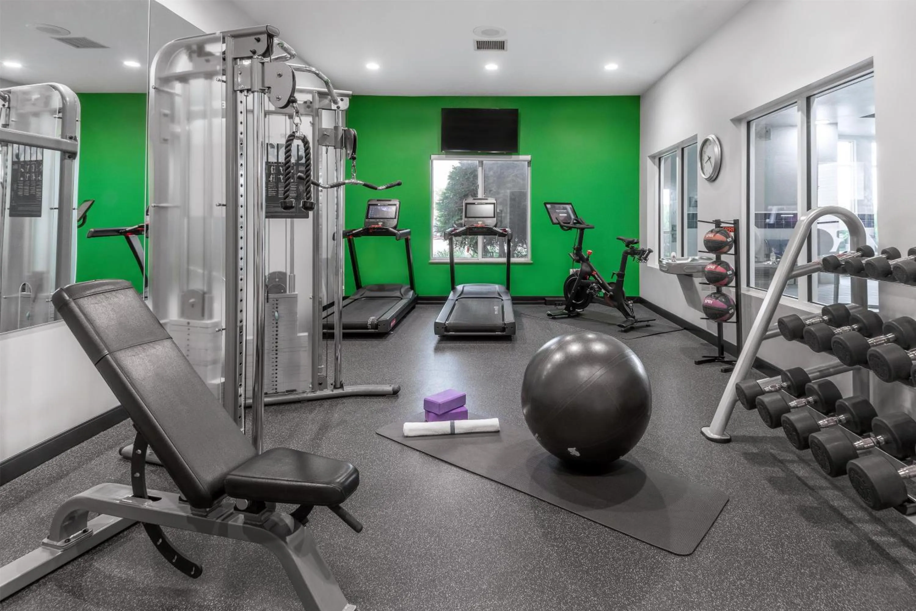 Fitness centre/facilities in Hilton Garden Inn Grand Forks-Und