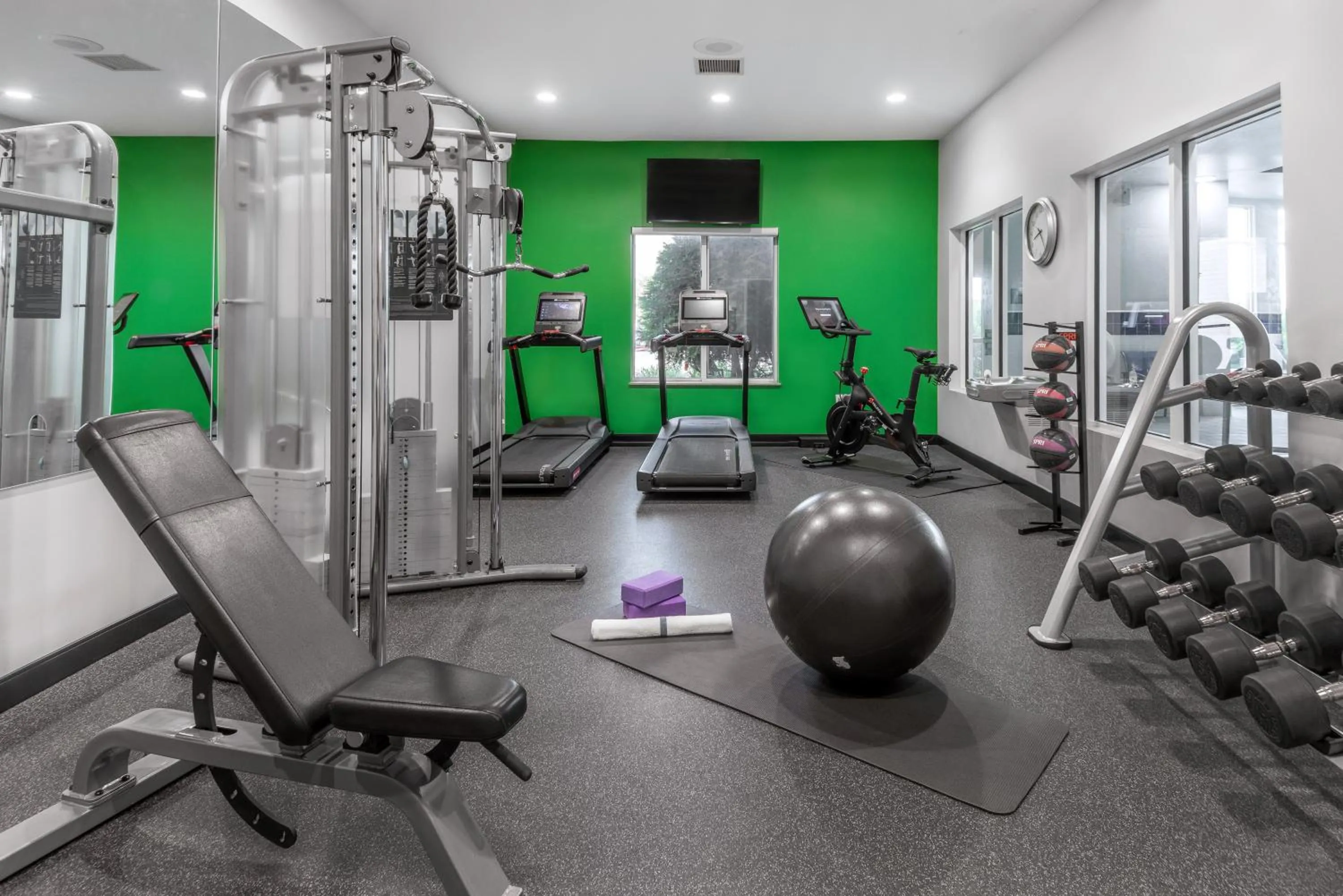 Fitness centre/facilities in Hilton Garden Inn Grand Forks-Und