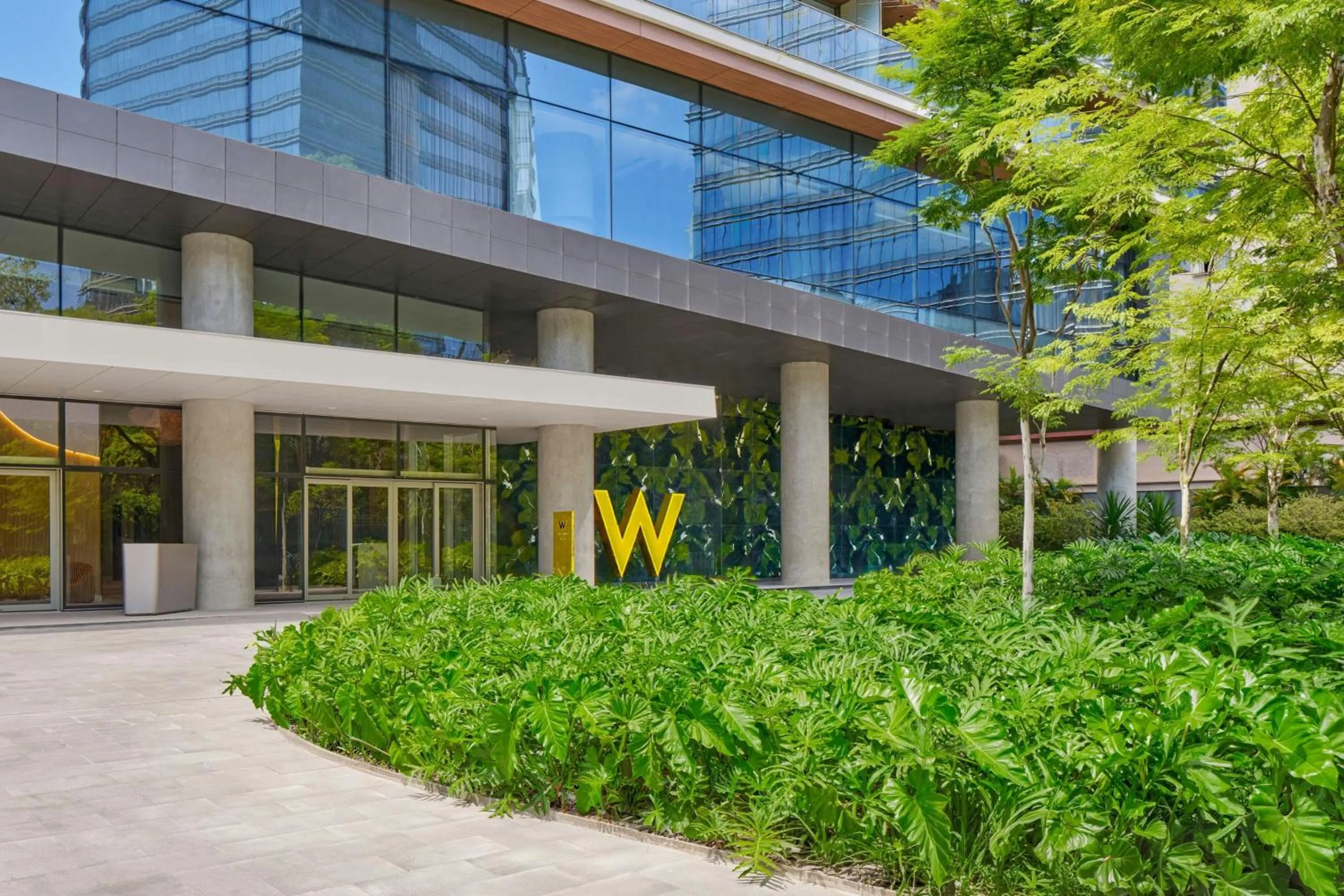 Property building in W Sao Paulo