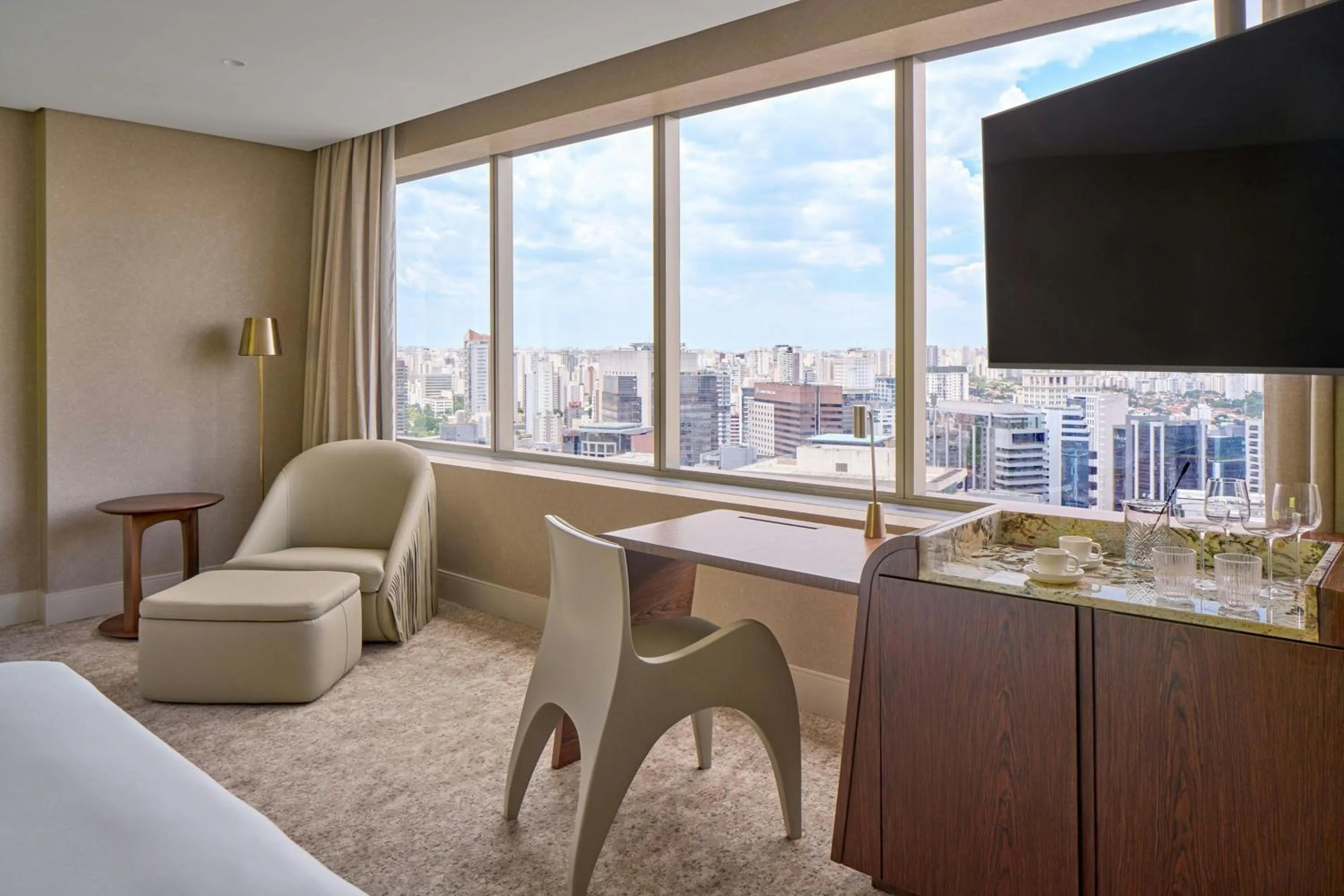 Photo of the whole room in W Sao Paulo