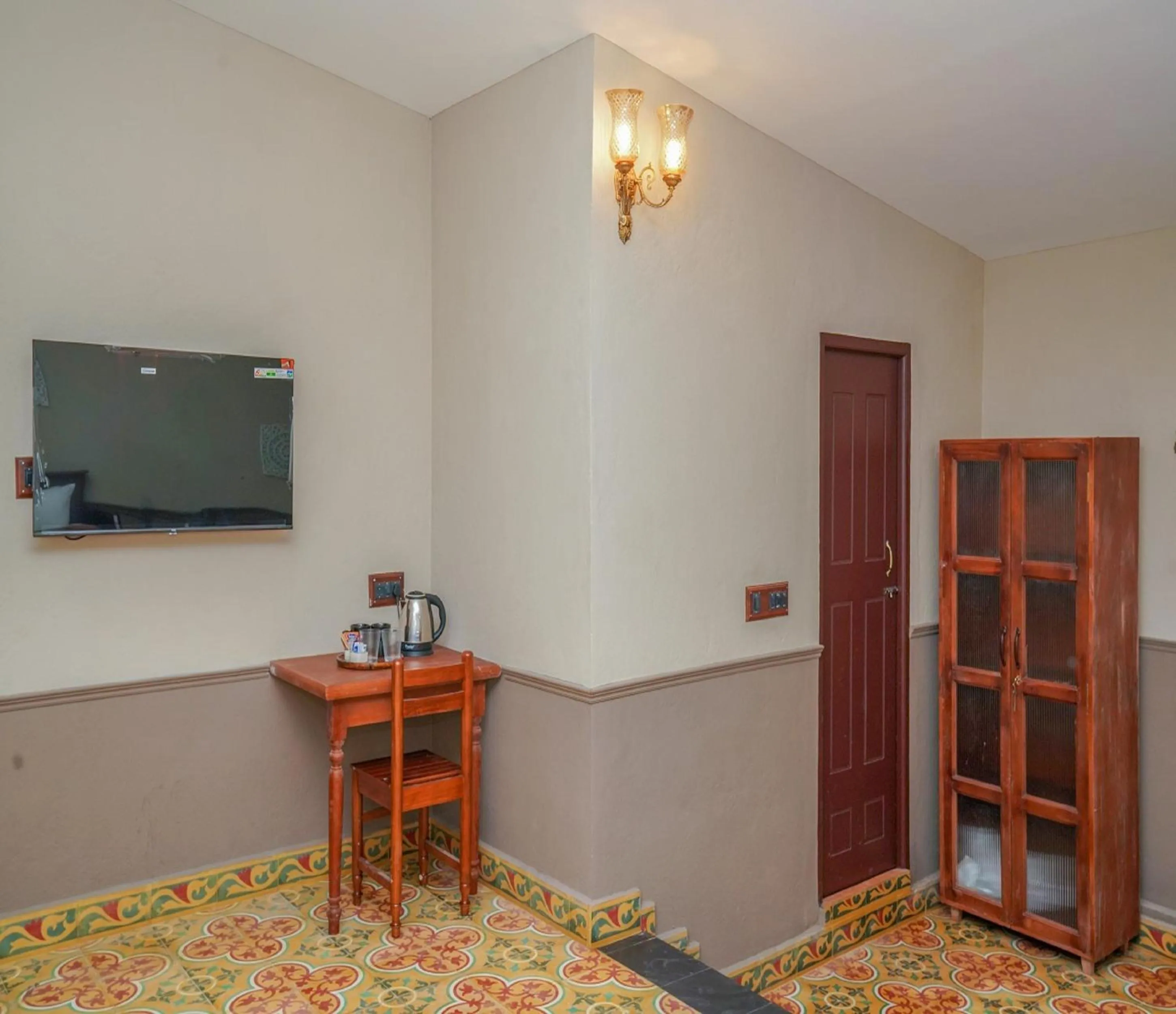 TV and multimedia in Heritage by DeFleur