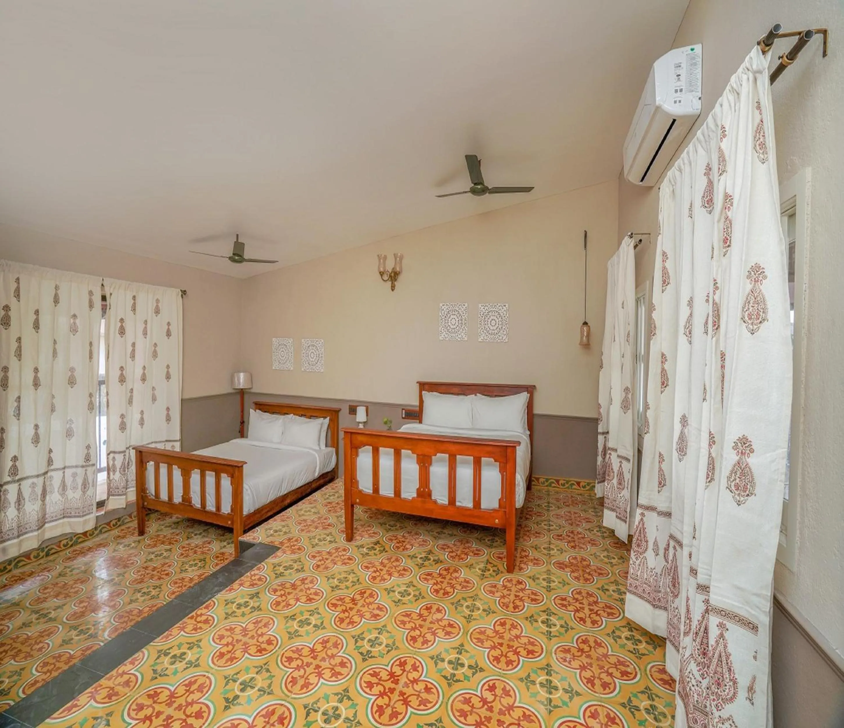 Bedroom, Bed in Heritage by DeFleur