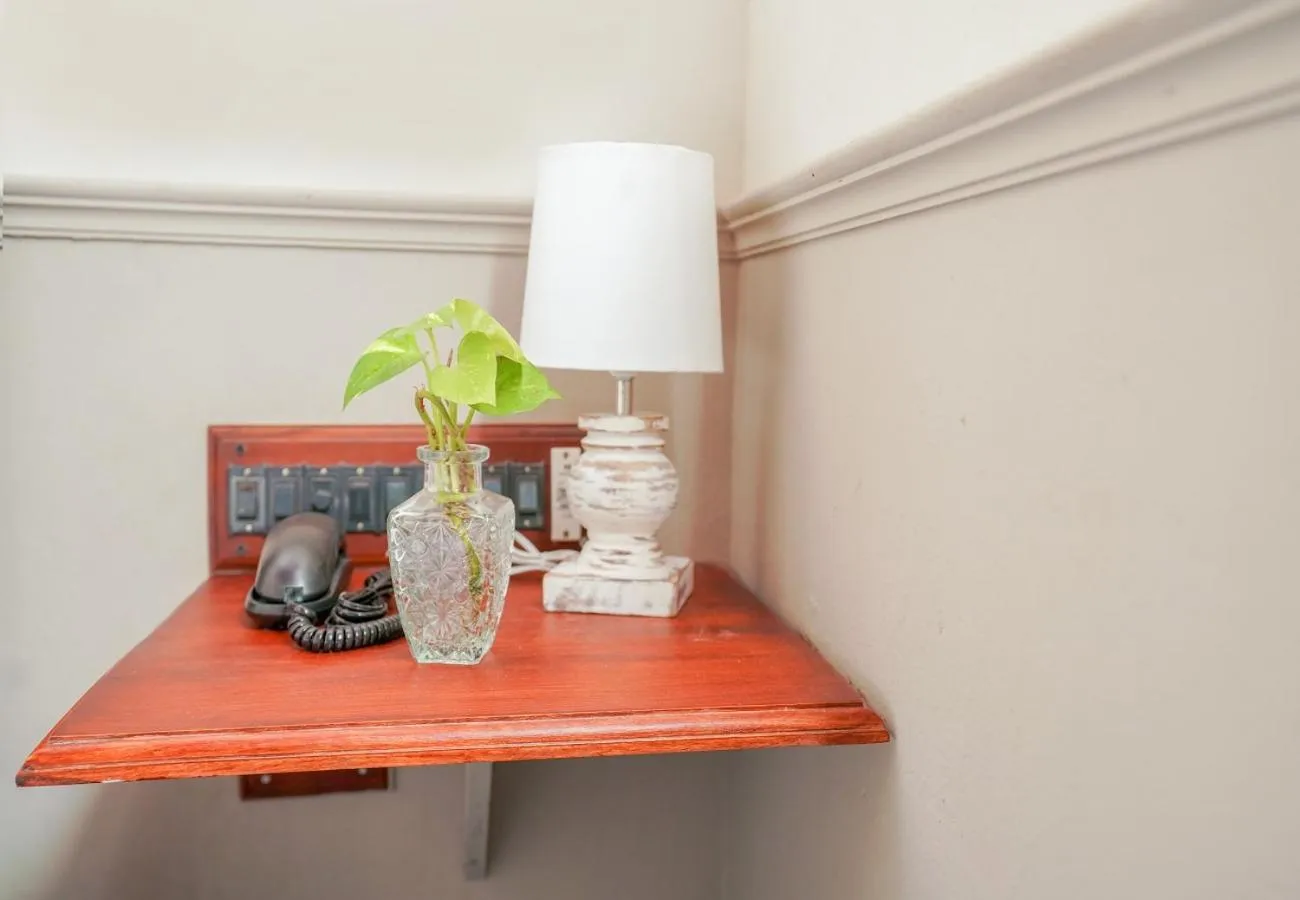 Decorative detail in Heritage by DeFleur