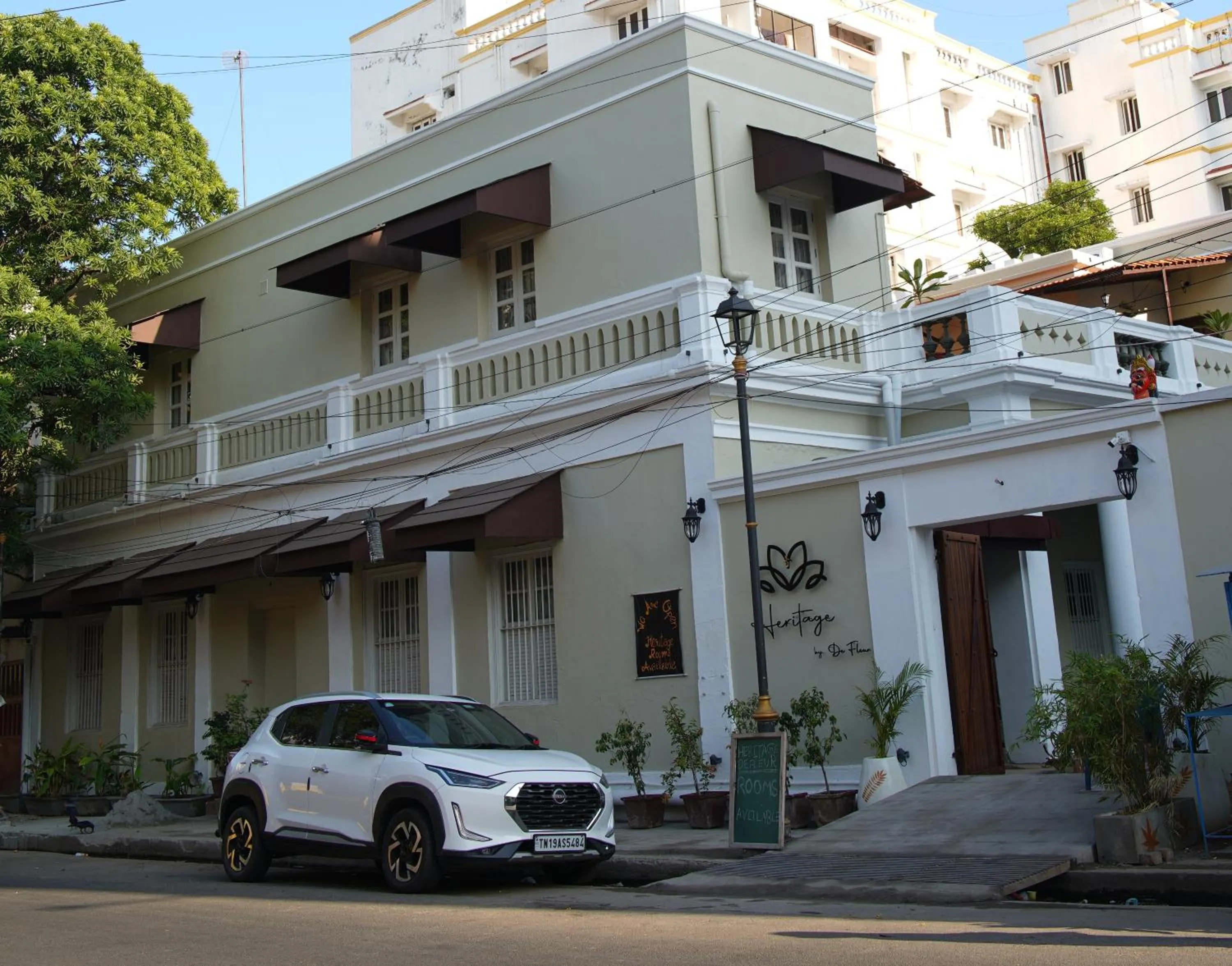 Street view in Heritage by DeFleur