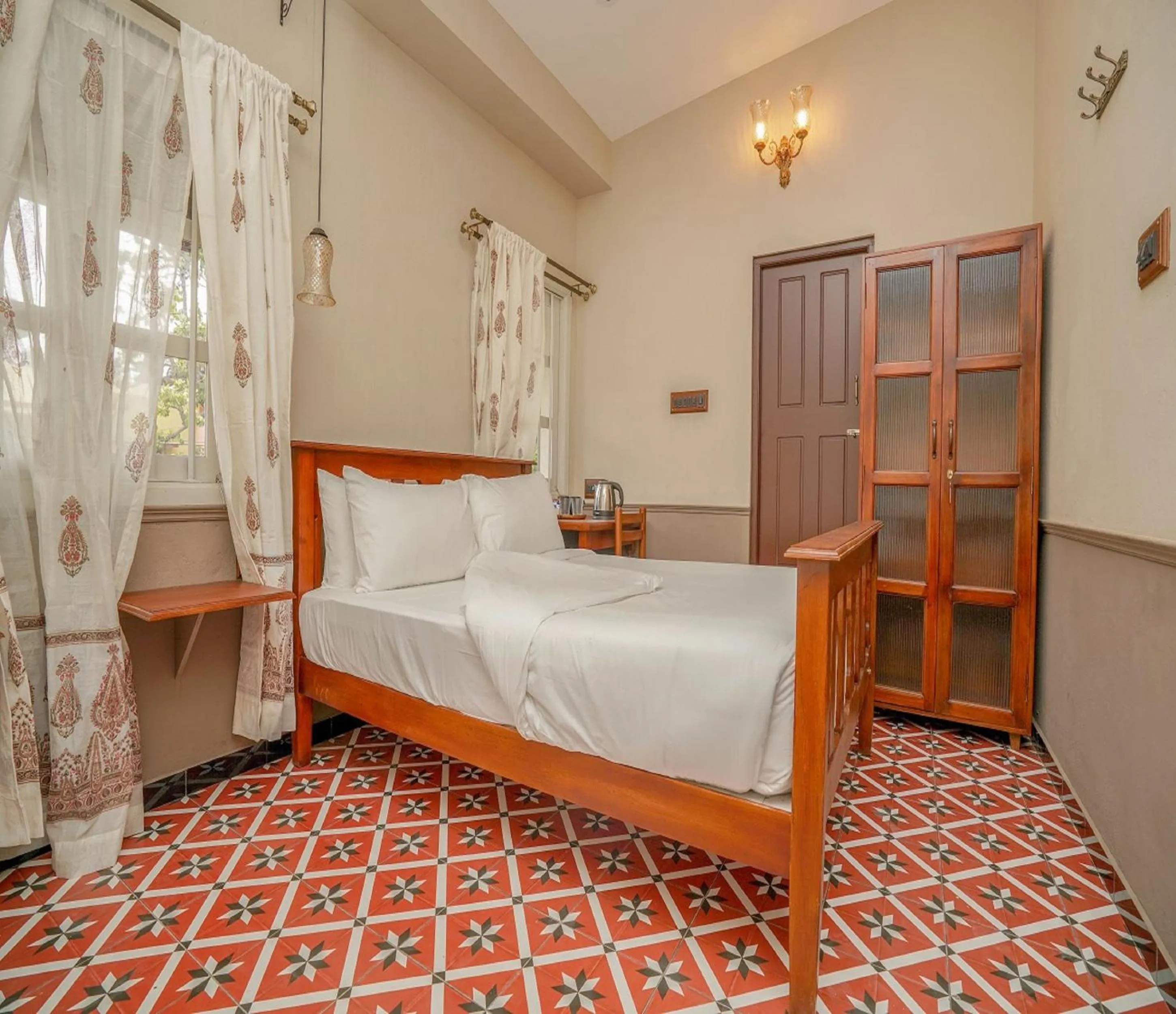 Bedroom, Bed in Heritage by DeFleur