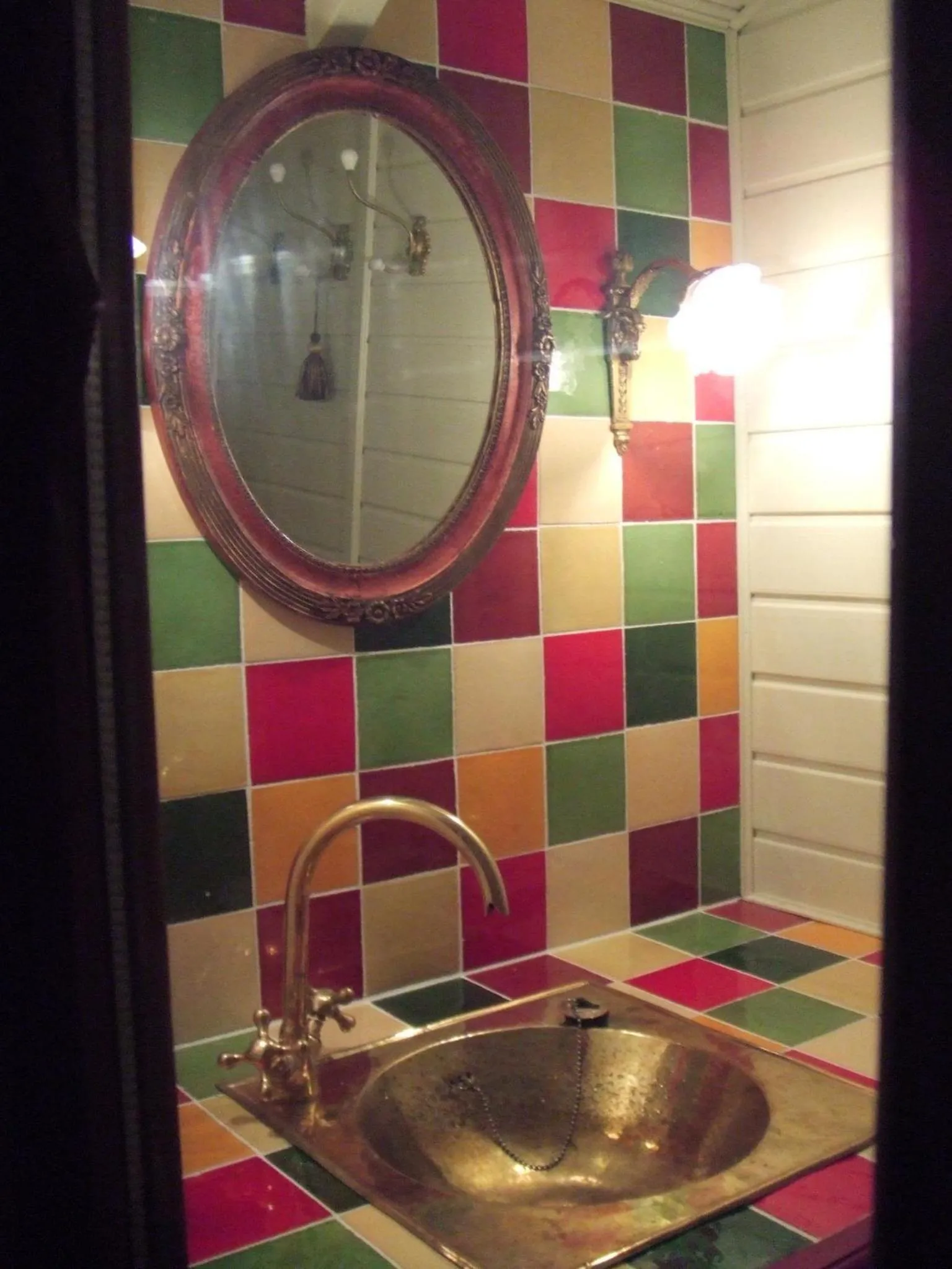 Toilet in La Hulotte