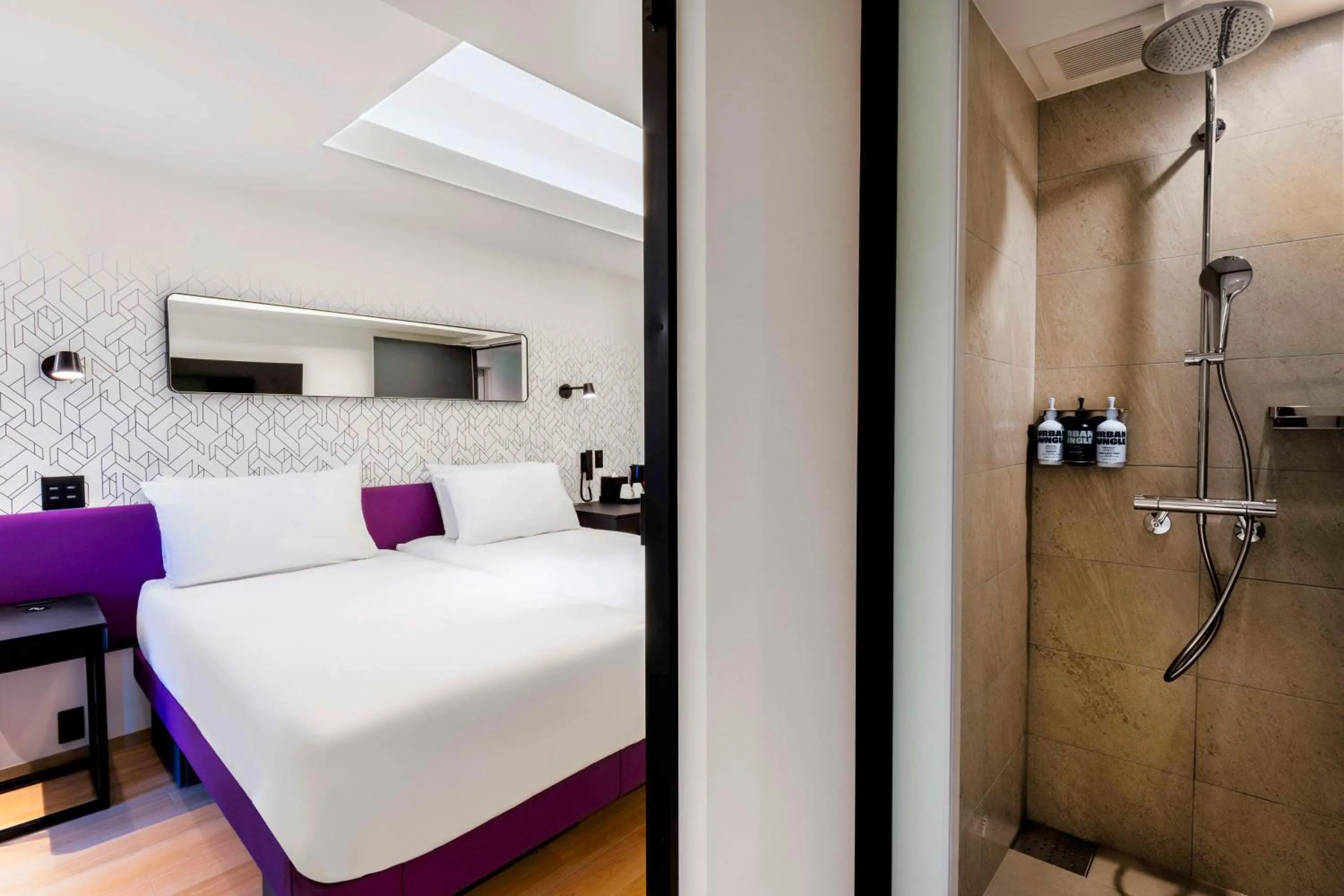 Bedroom, Bed in YOTEL Tokyo Ginza