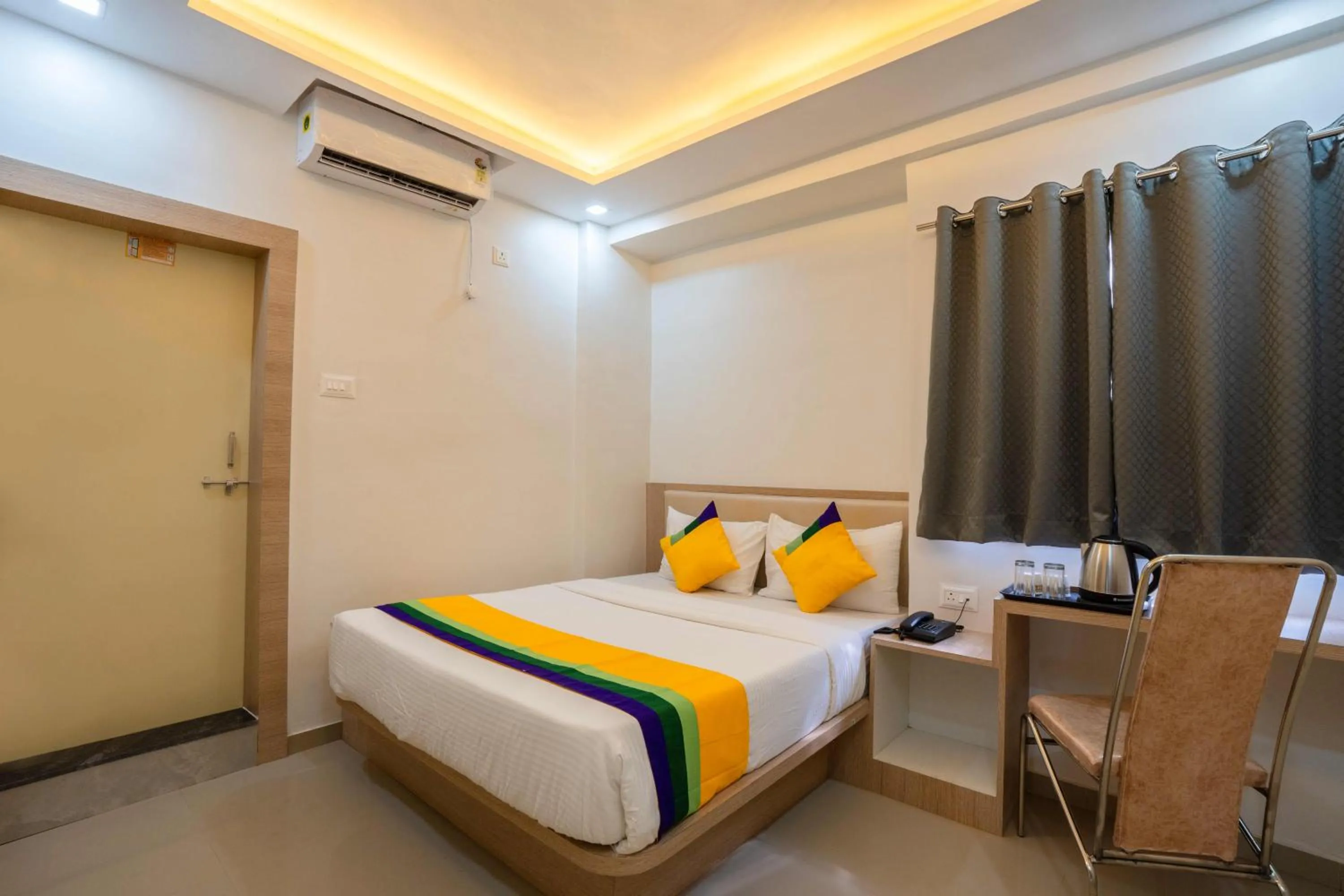 Bedroom, Bed in Itsy Hotels Iconic