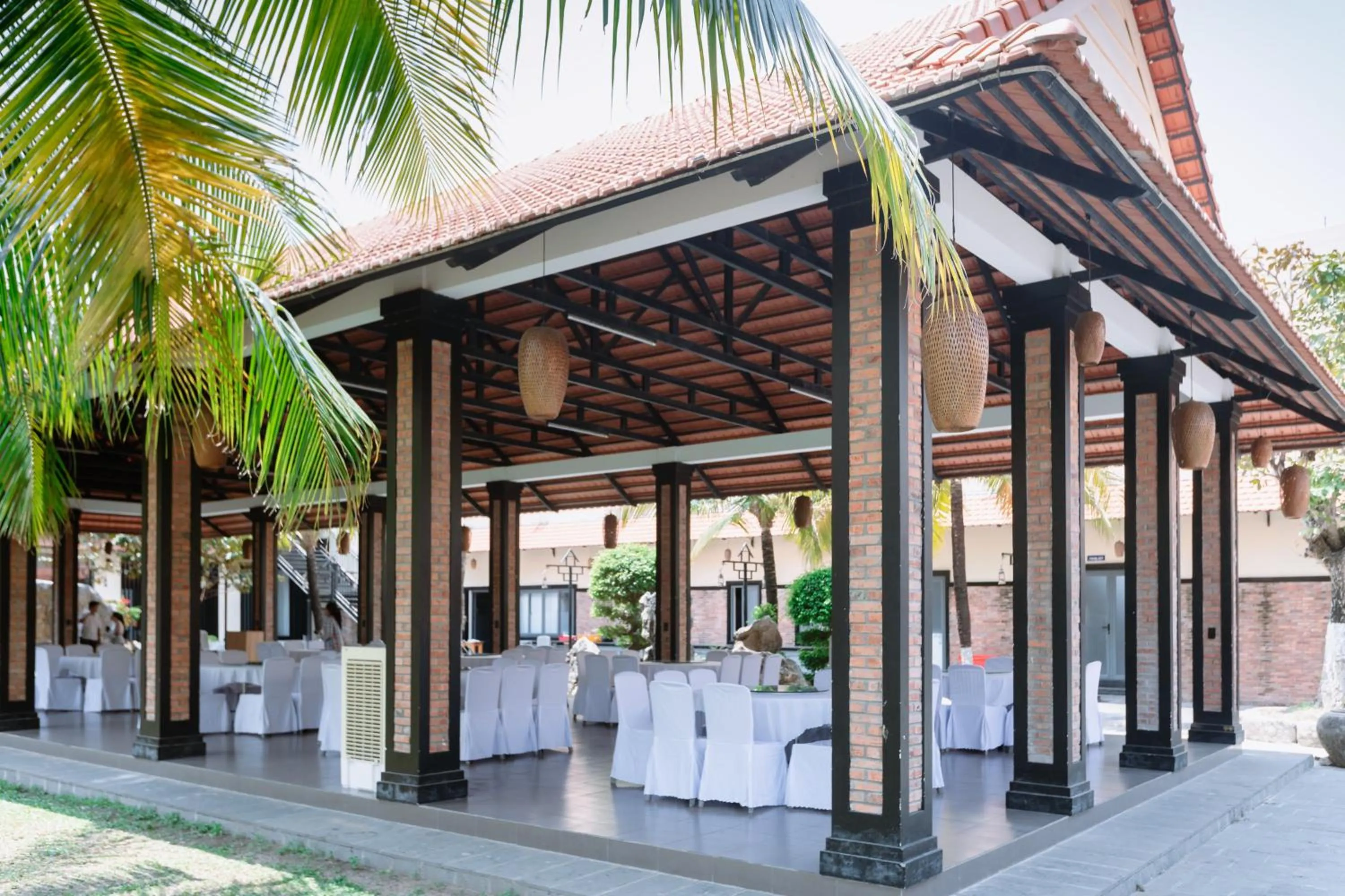 Restaurant/places to eat in Ha Tien Xua Hotel & Resort