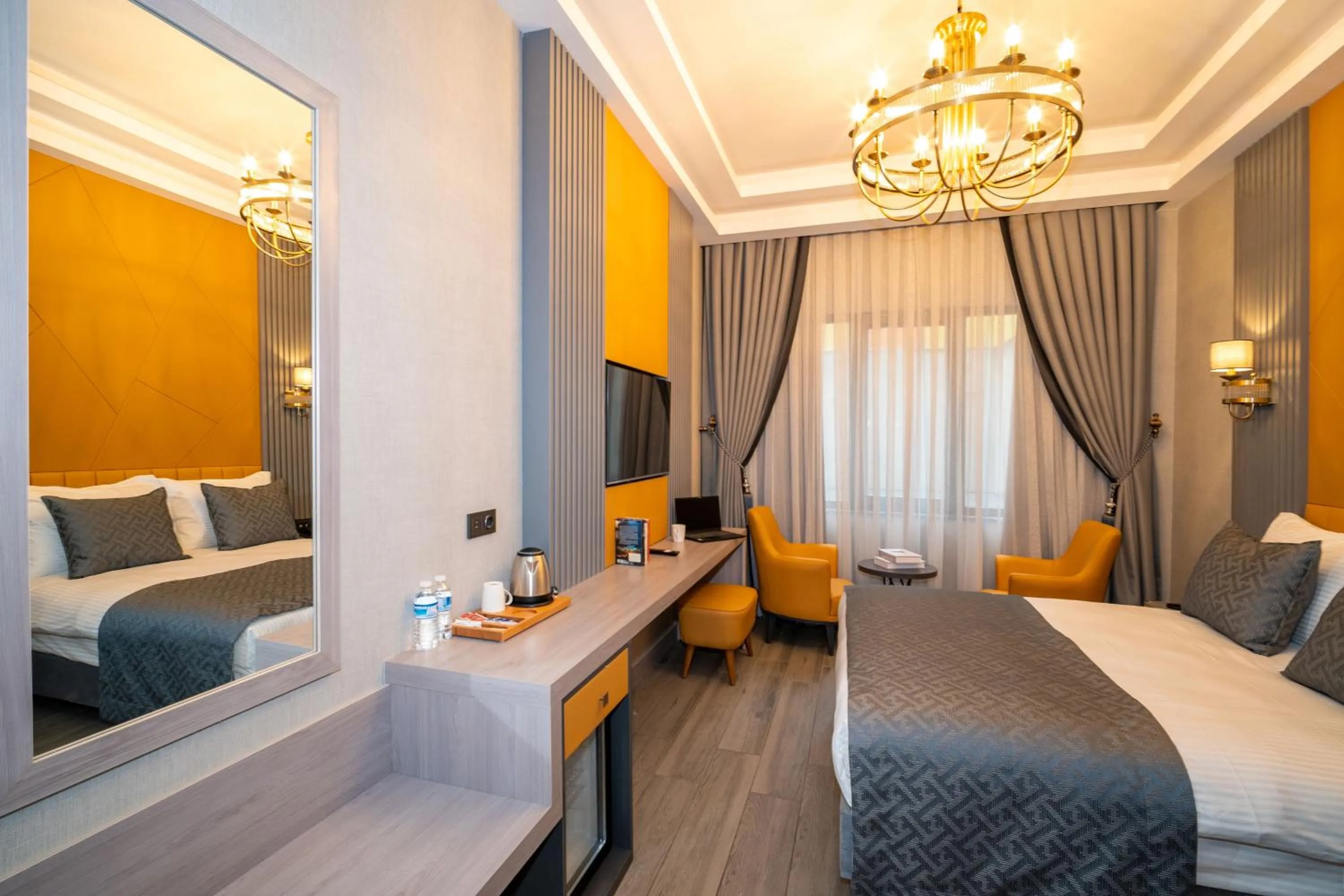 Bedroom, Bed in Icon Hotel Bomonti