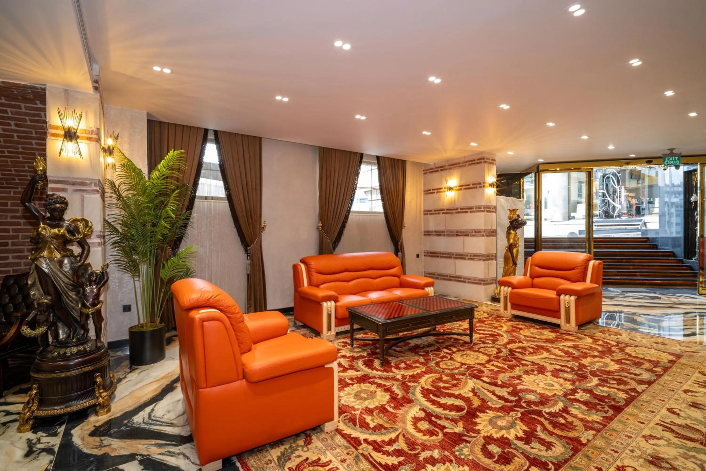 Lobby or reception in Icon Hotel Bomonti