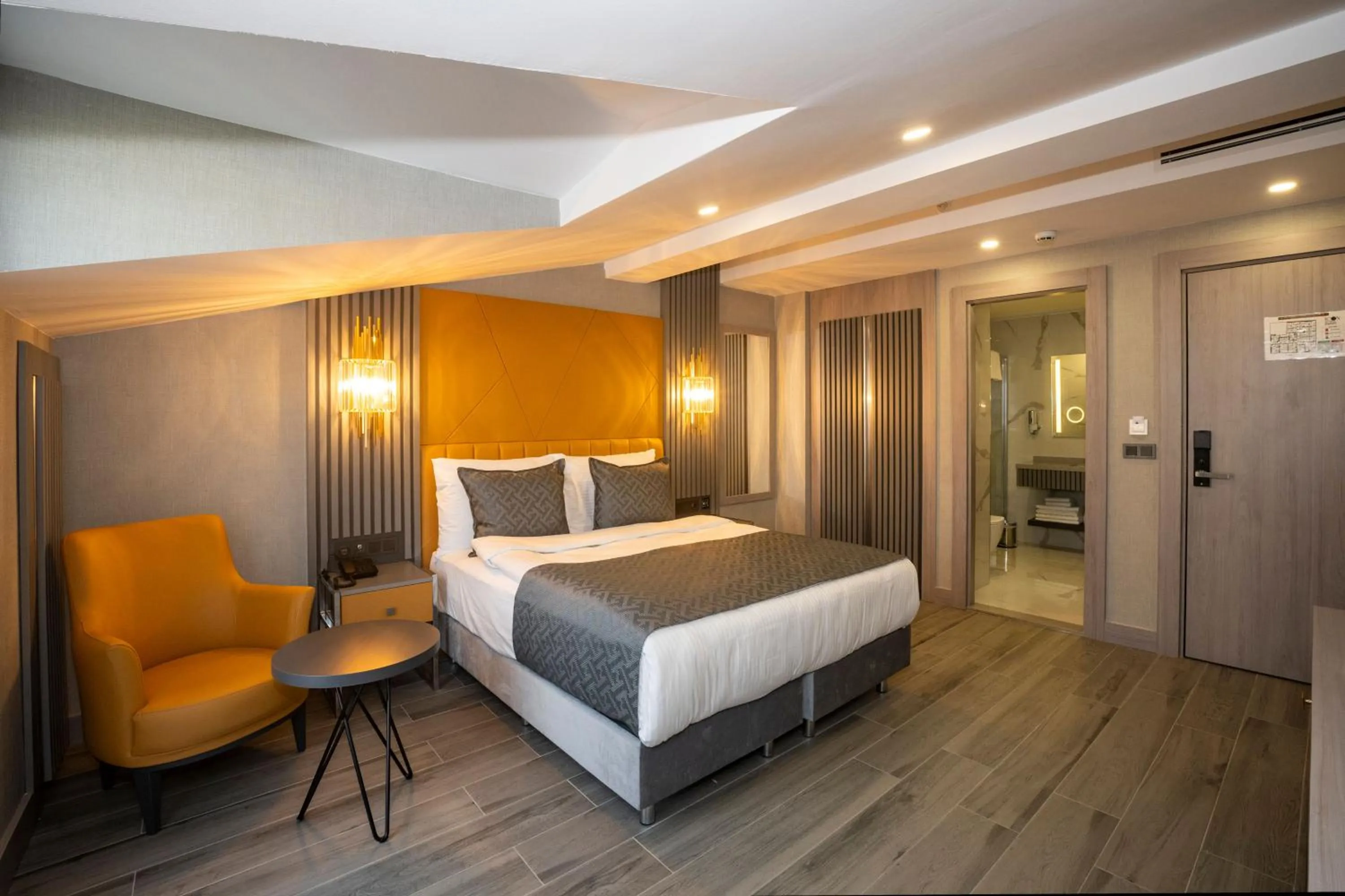 Bed in Icon Hotel Bomonti