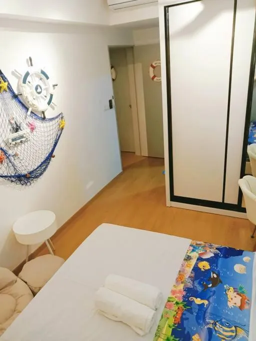 Bed in Maya Bay Residences SplashMania