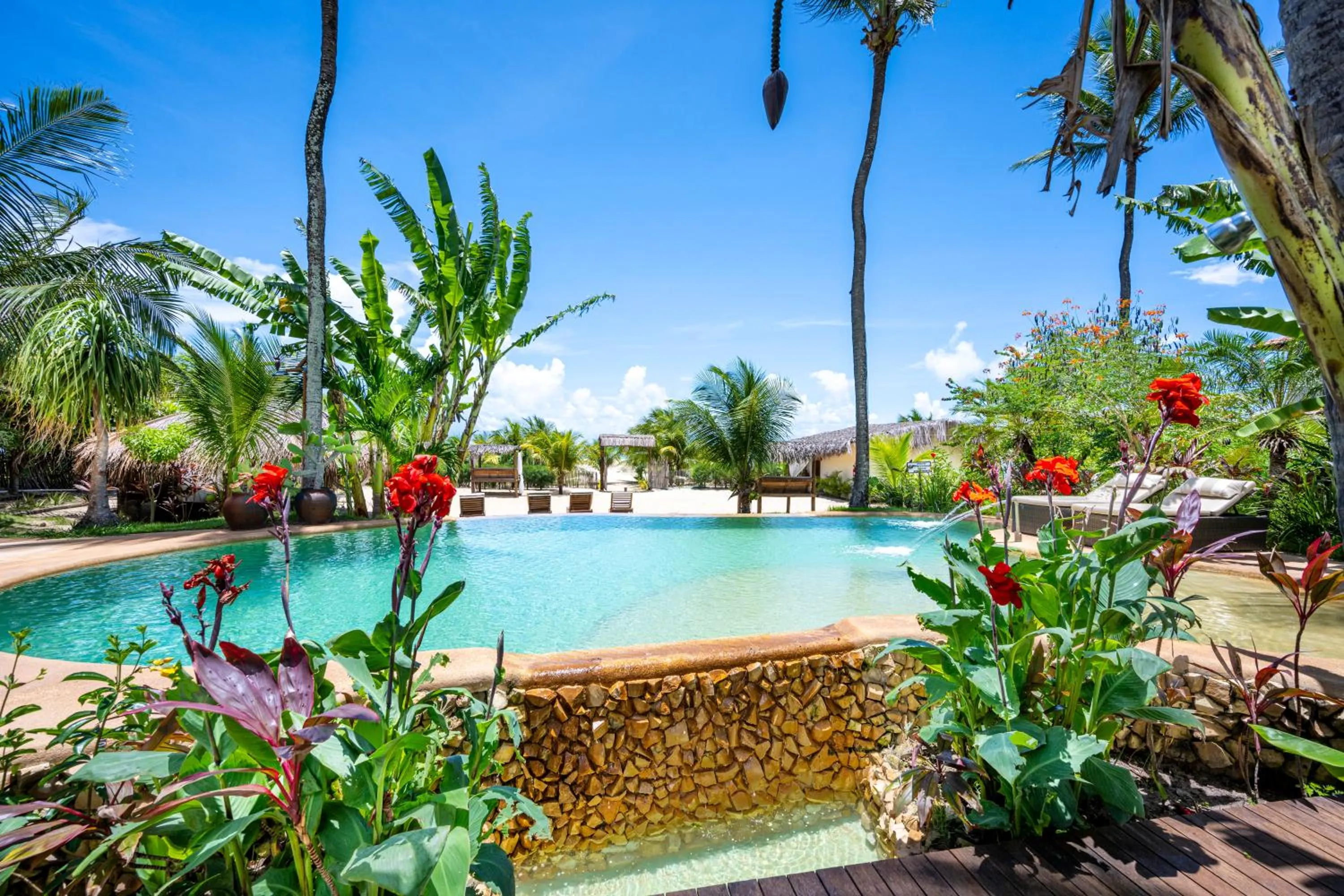 Swimming pool in Hara Pousada e SPA