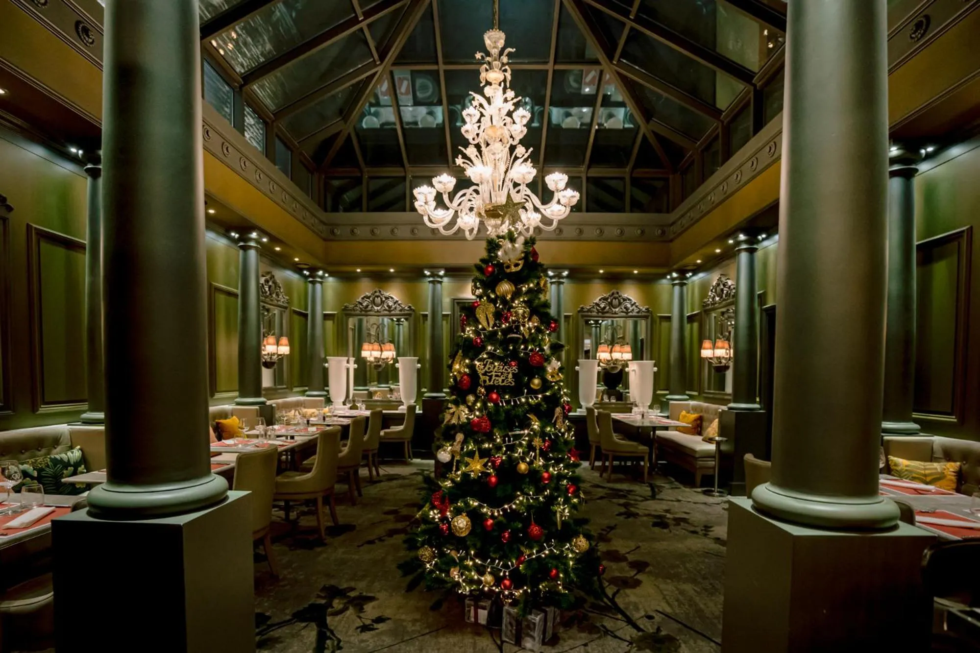 Restaurant/places to eat in Hôtel Alchimy