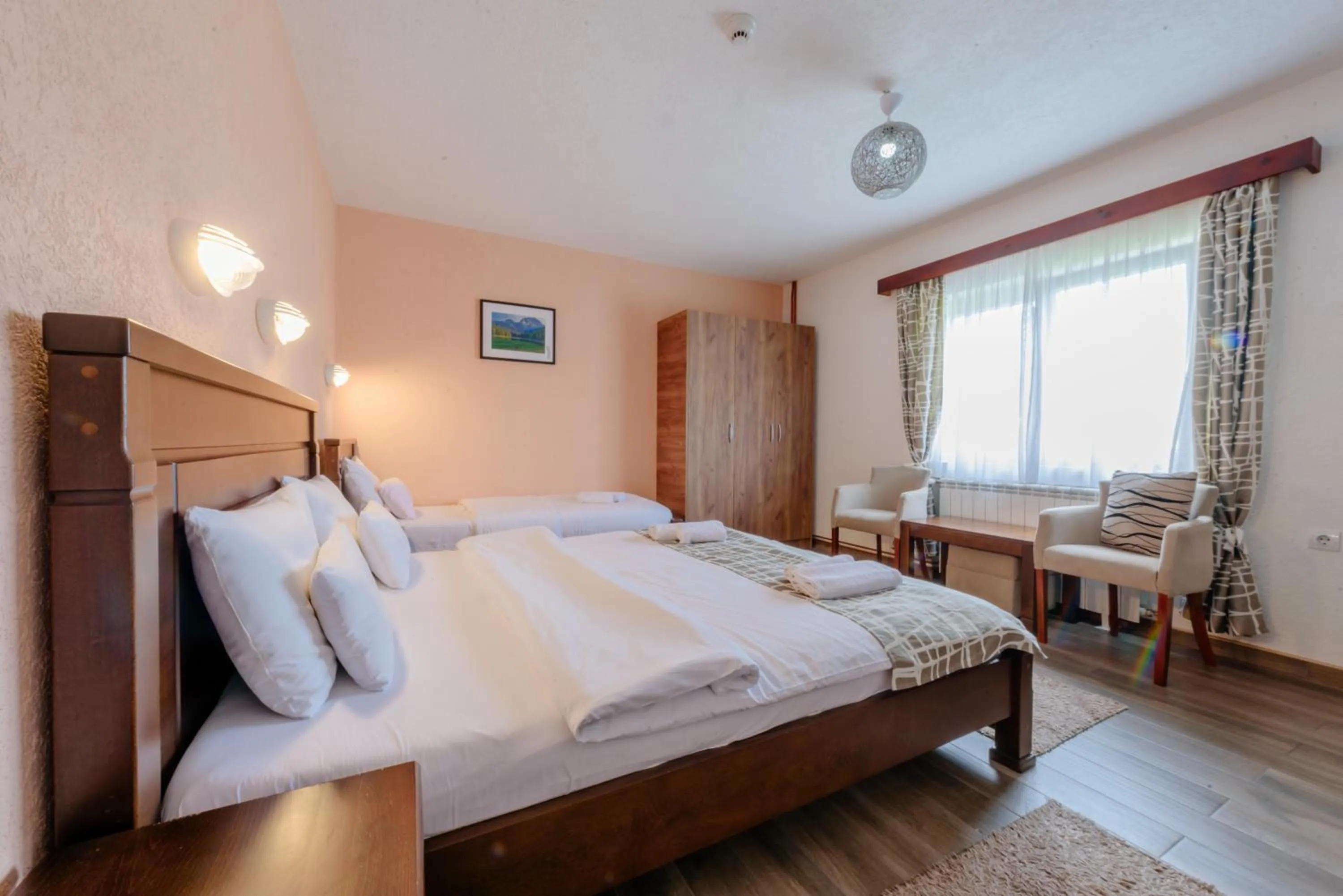 Bed in Hotel Zlatni bor