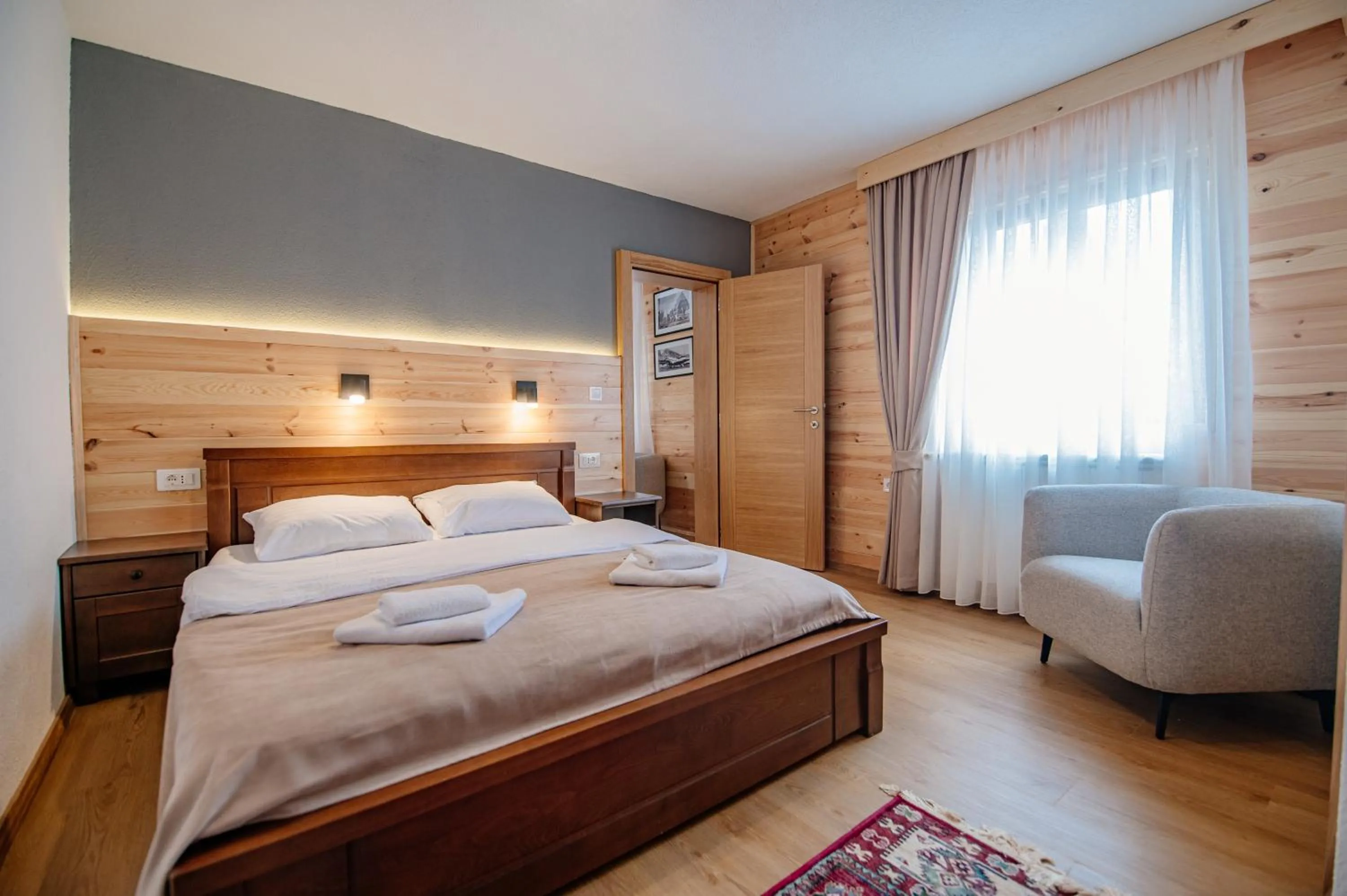 Bed in Hotel Zlatni bor