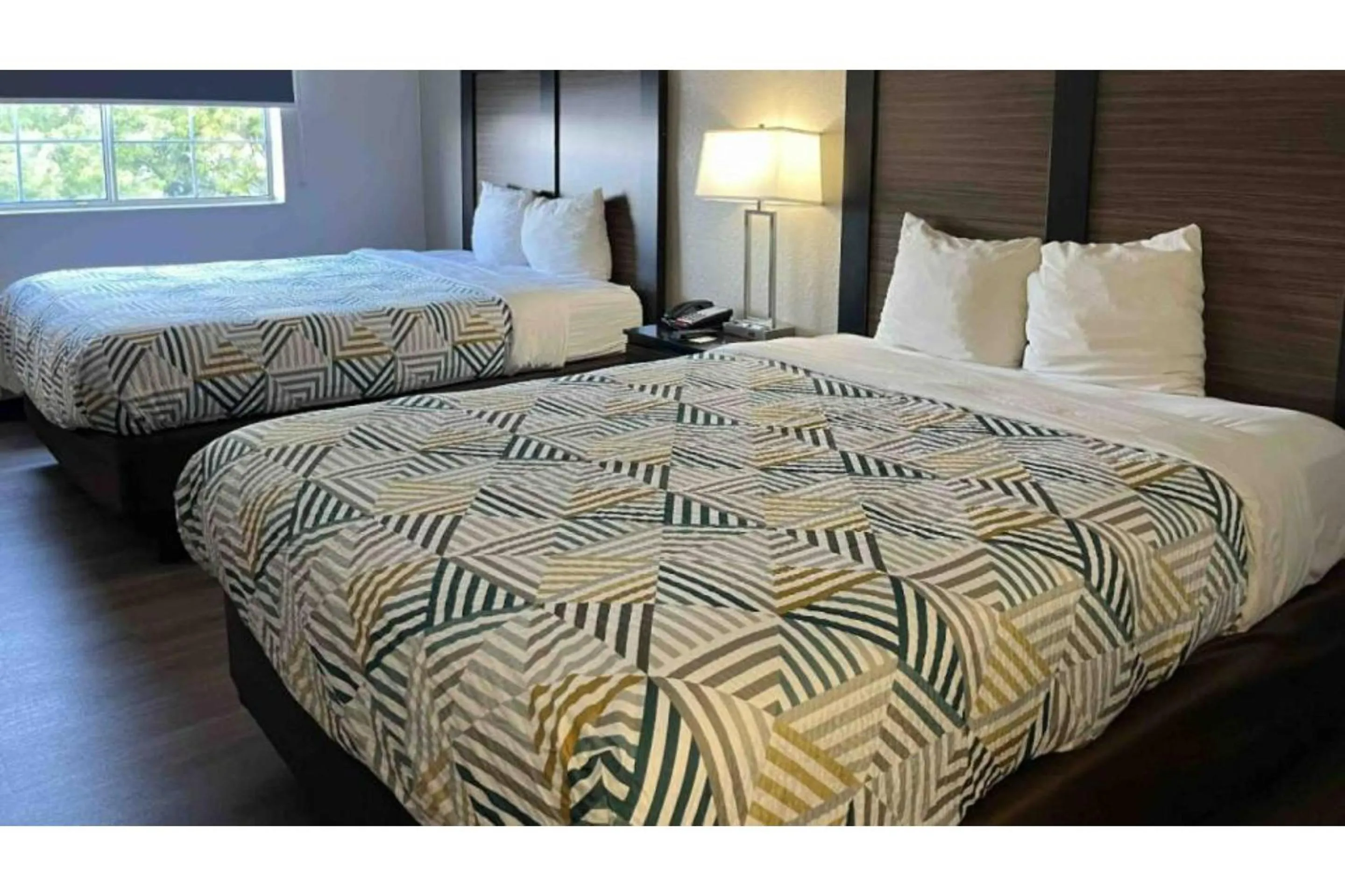 Bedroom, Bed in Studio 6 Suites Tucson, AZ Airport Kino Sports Complex