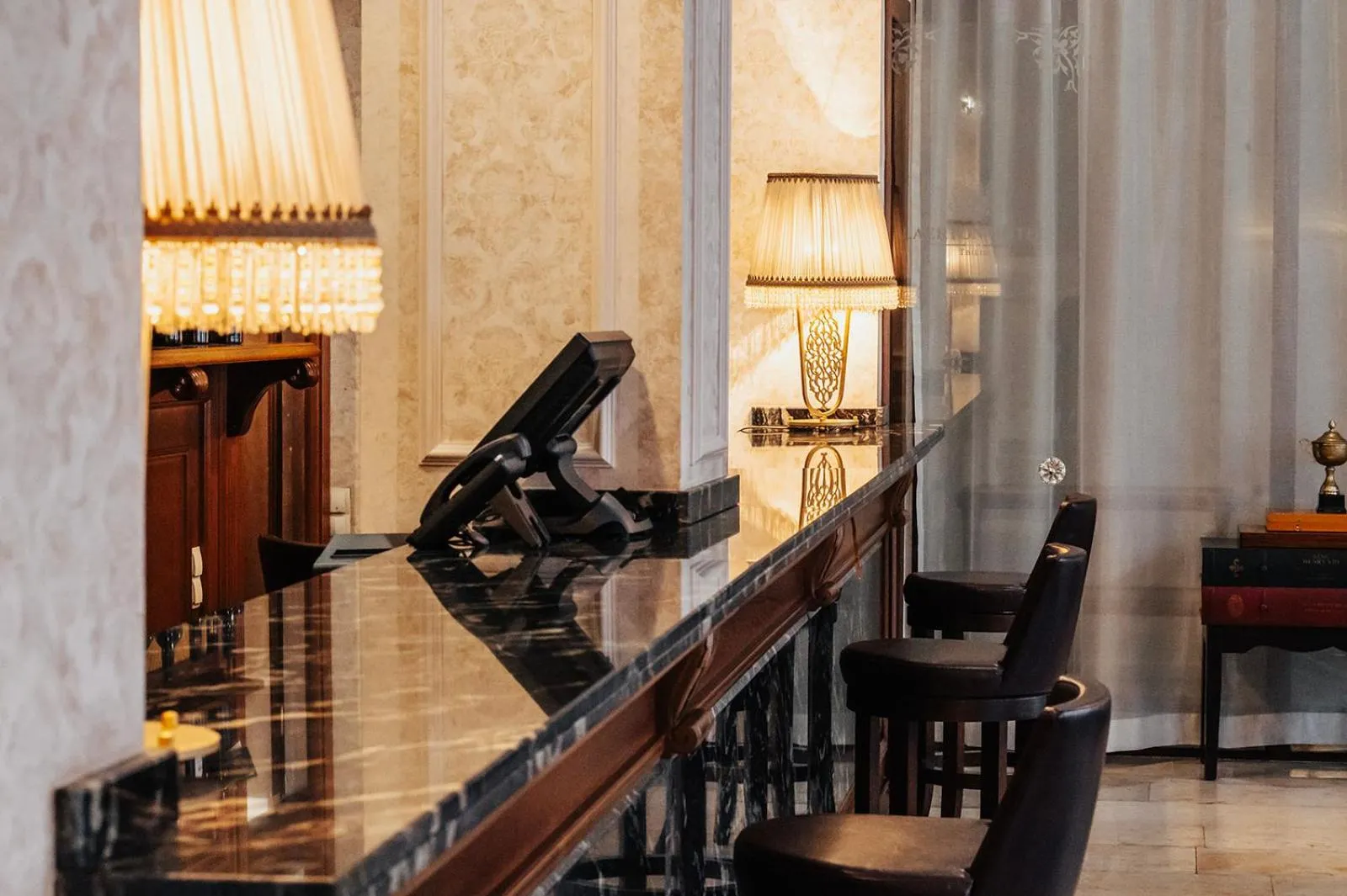 Lounge or bar in Tbilisi Laerton Hotel